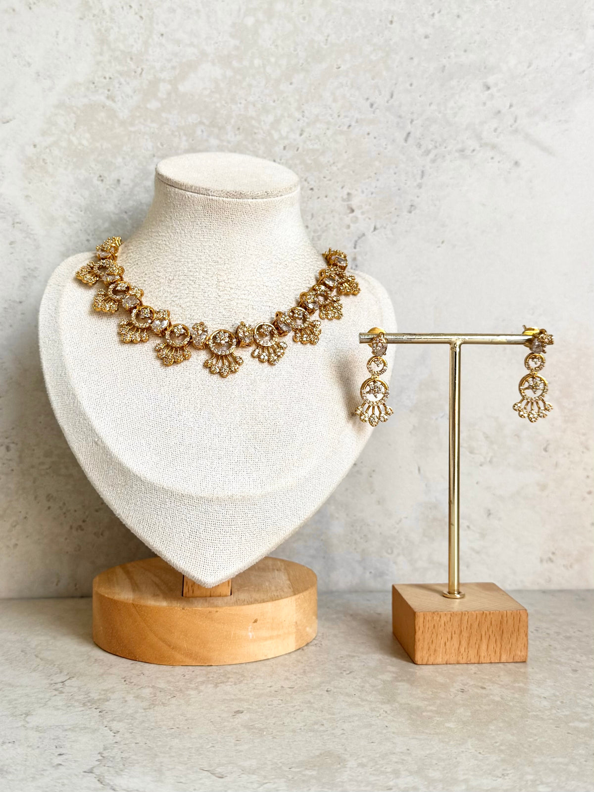 Sarbjot Necklace Set