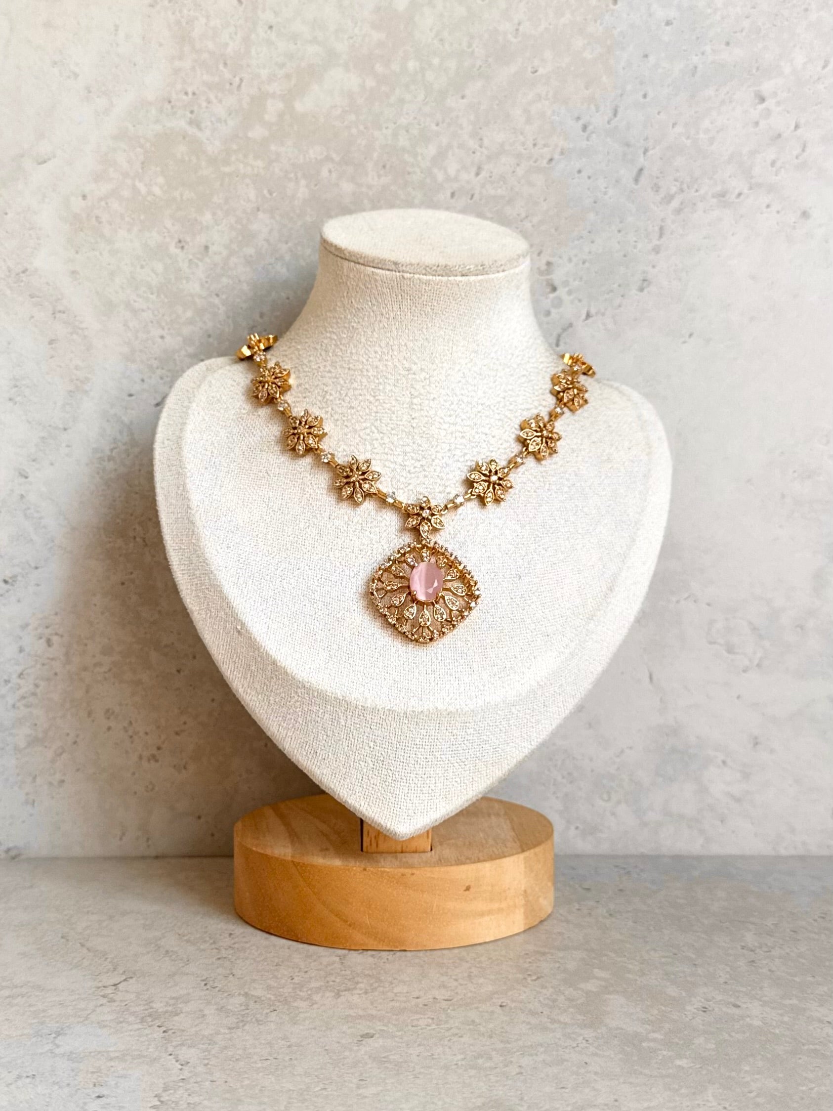 Navya Necklace Set