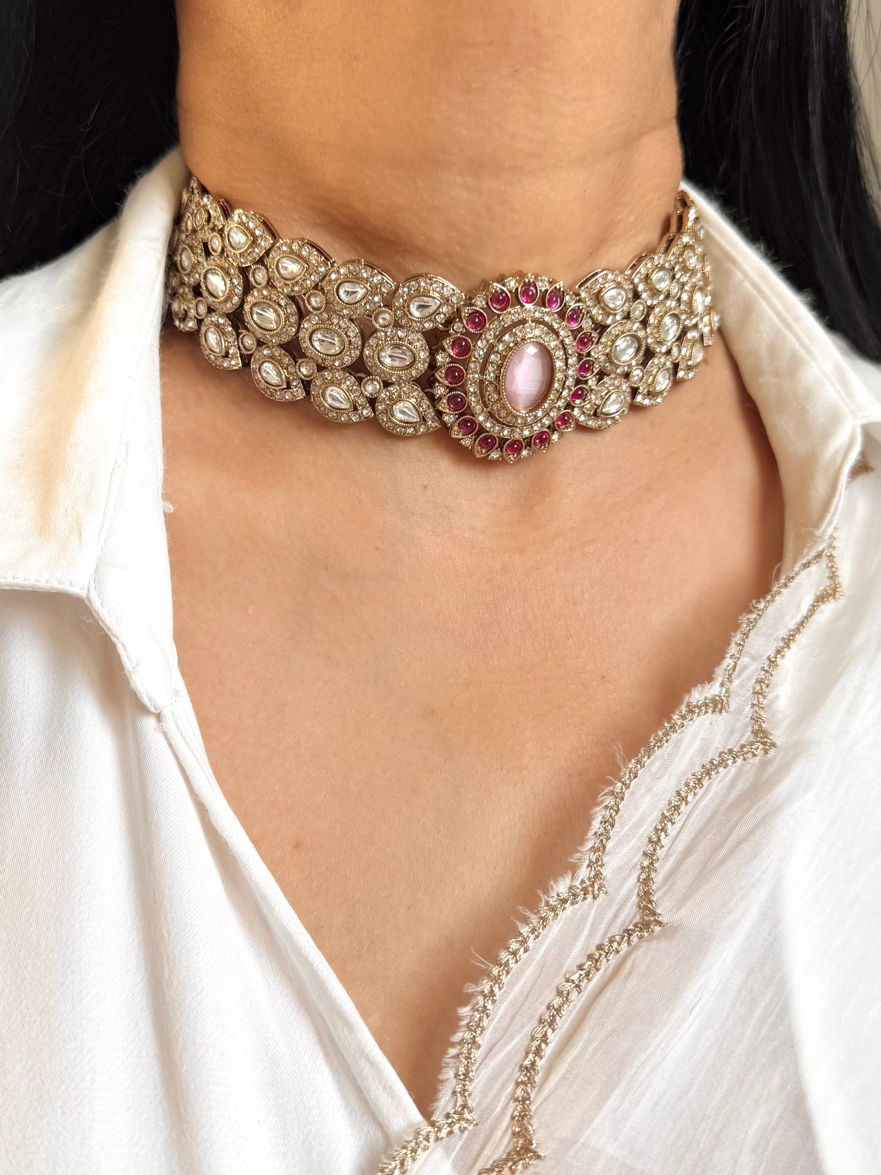 Gurnoor Necklace Set
