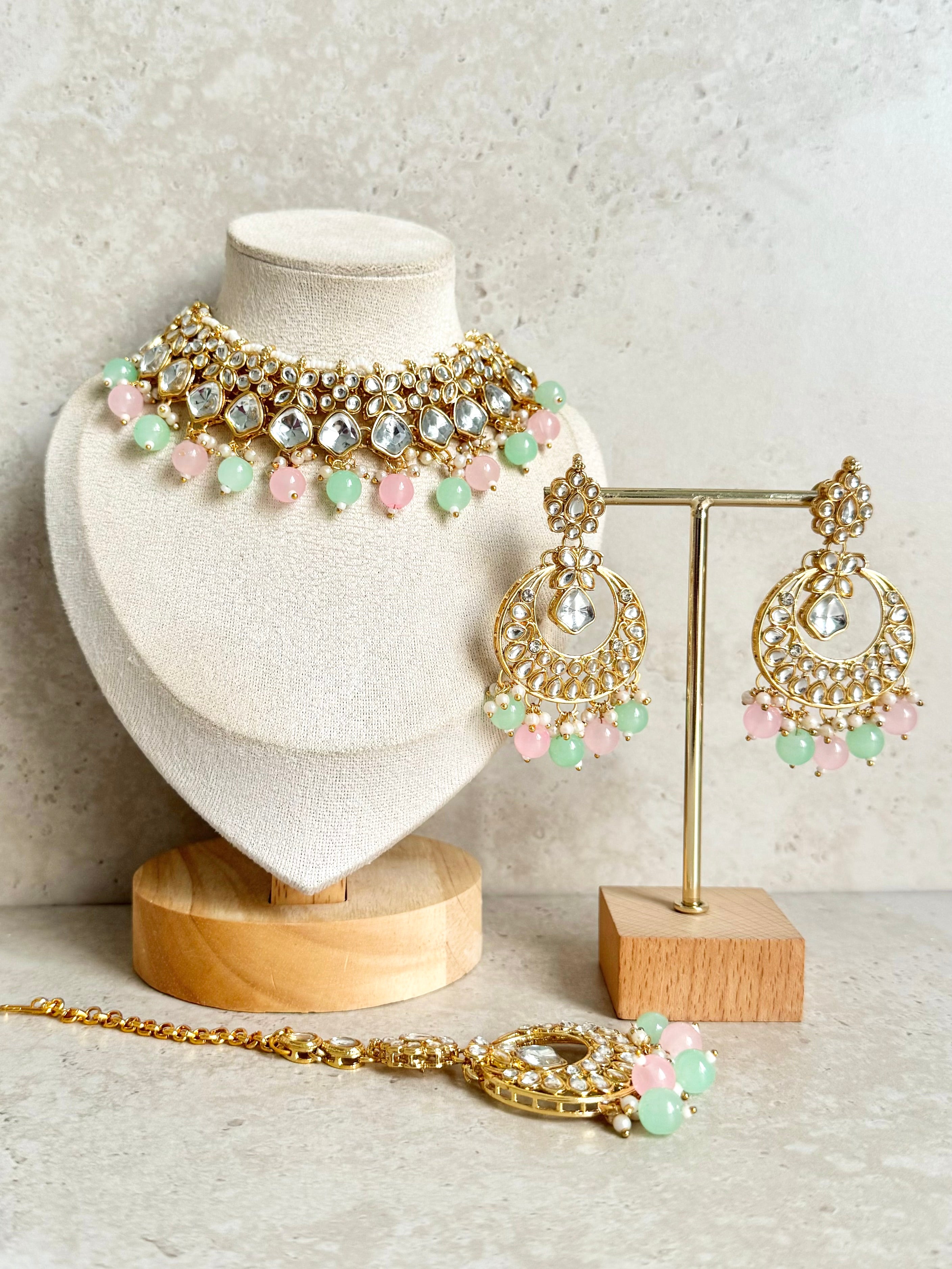 Sareena Necklace Set