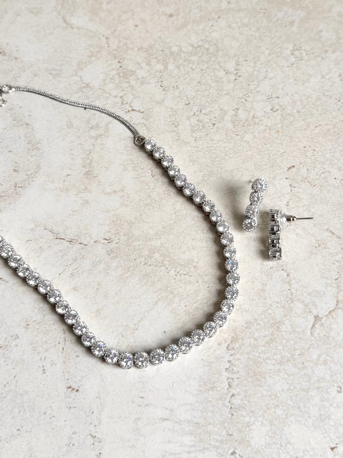 Zoha Necklace Set