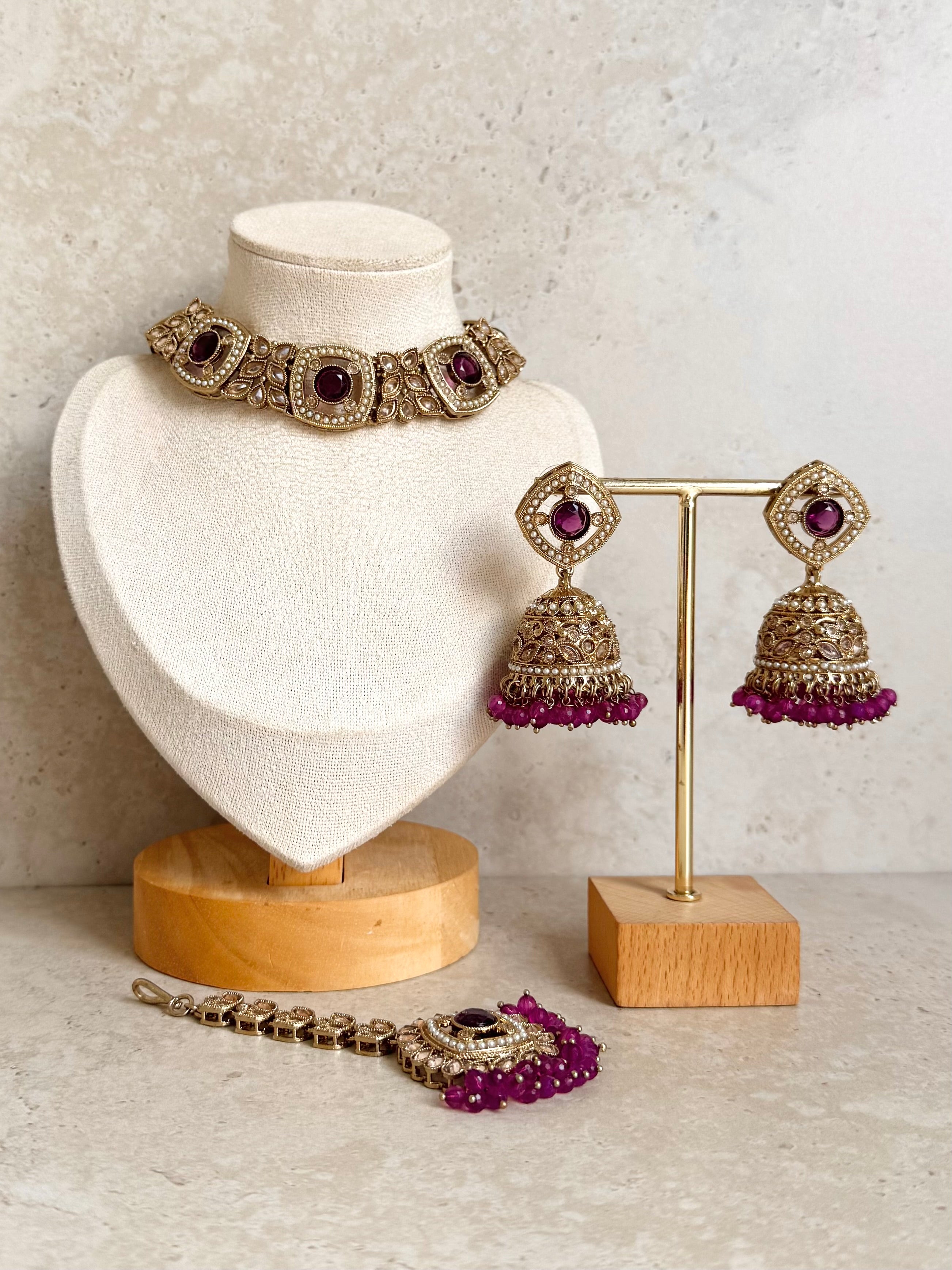 Ridhima Necklace Set