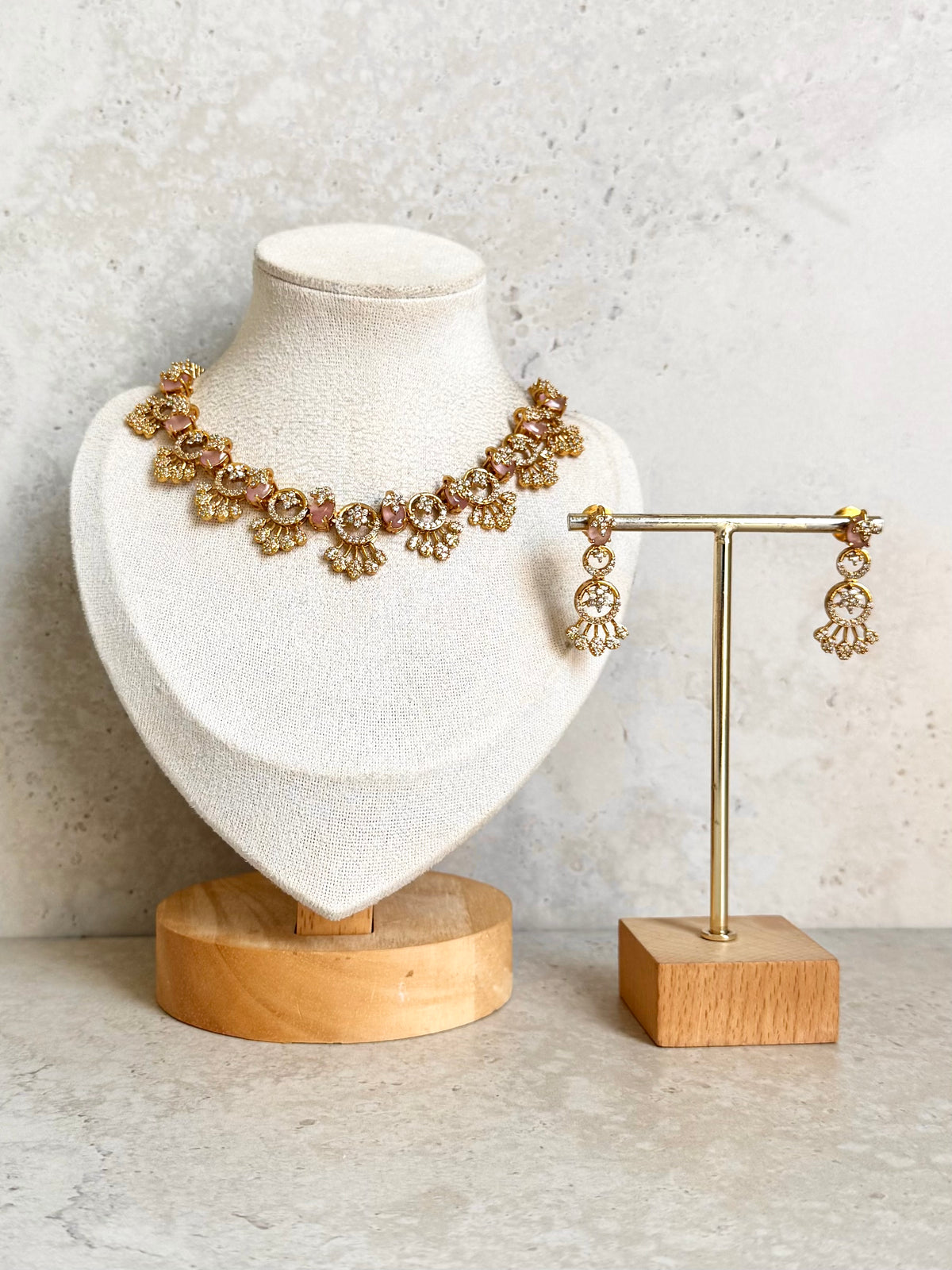 Sarbjot Necklace Set
