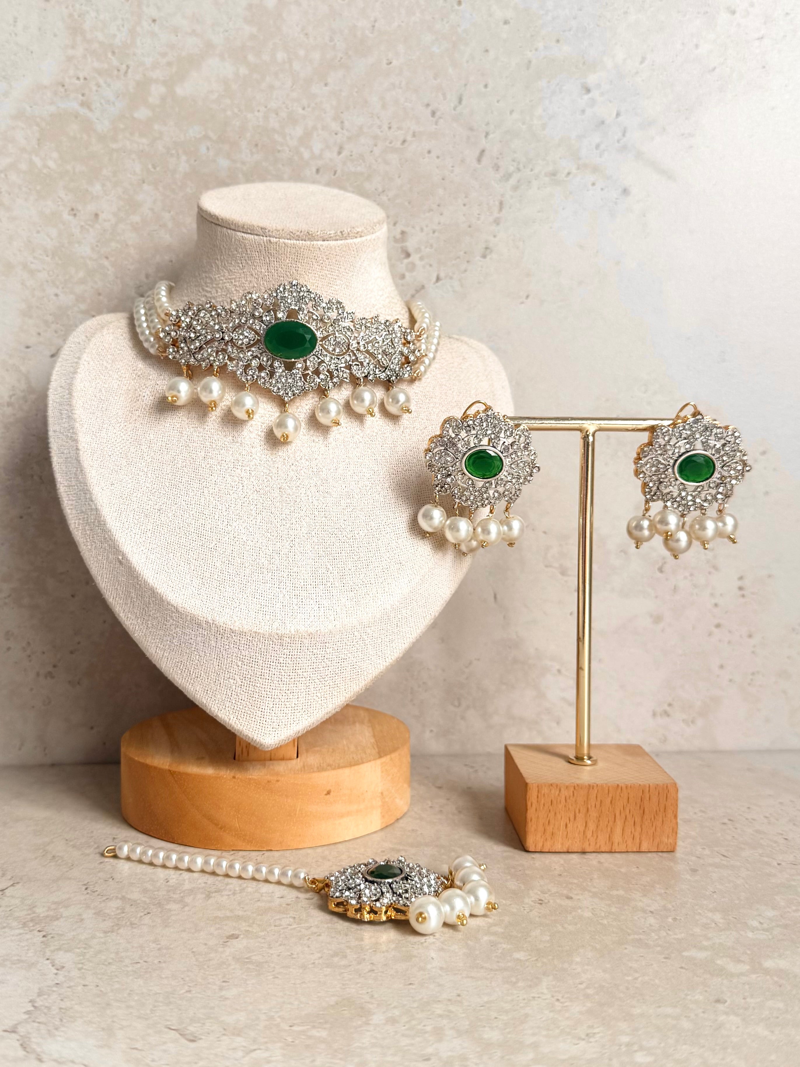 Sameera Necklace Set