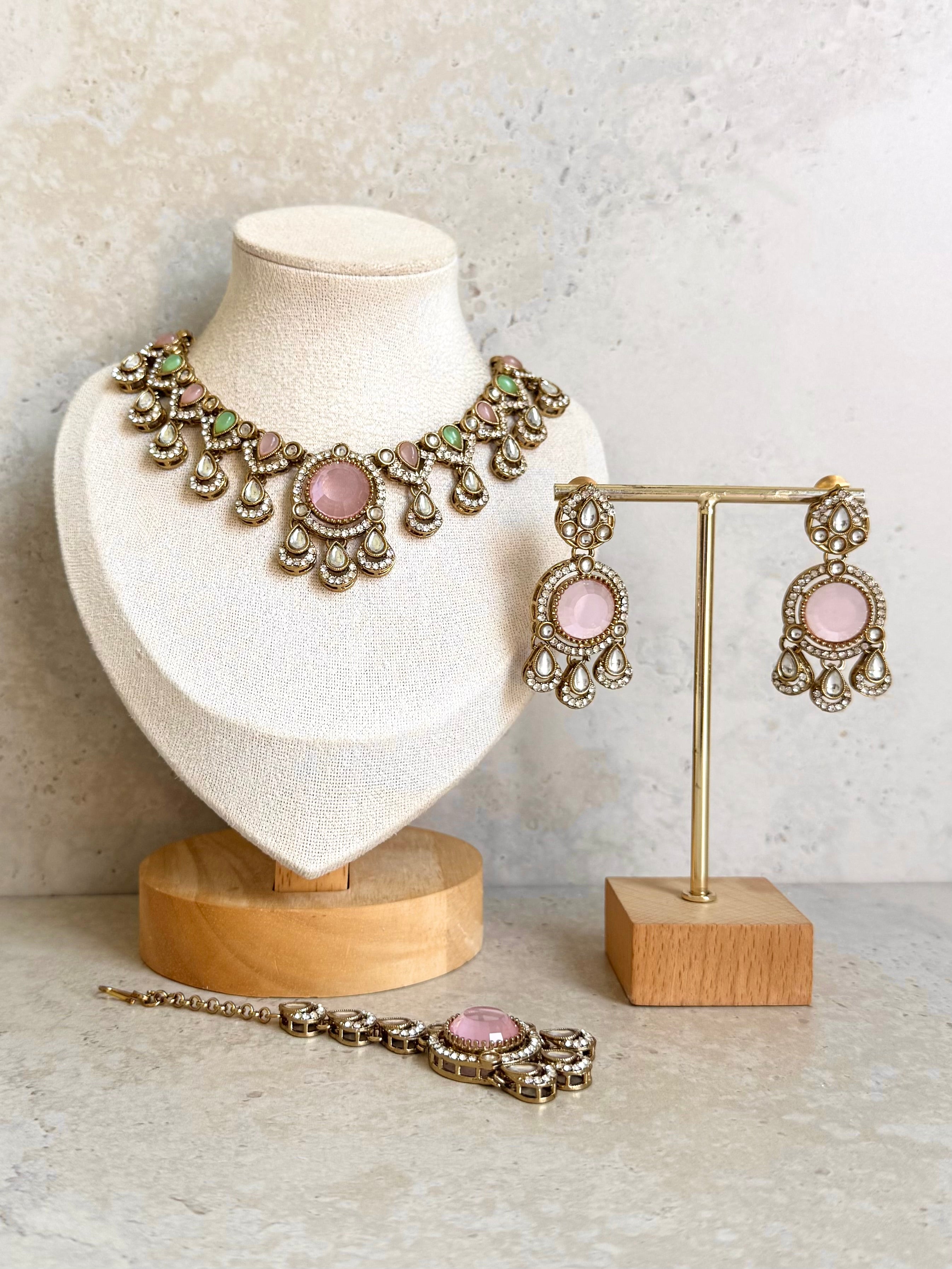 Nasira Necklace Set