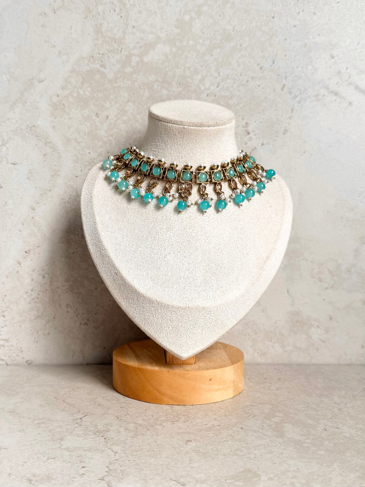 Komal Necklace Set