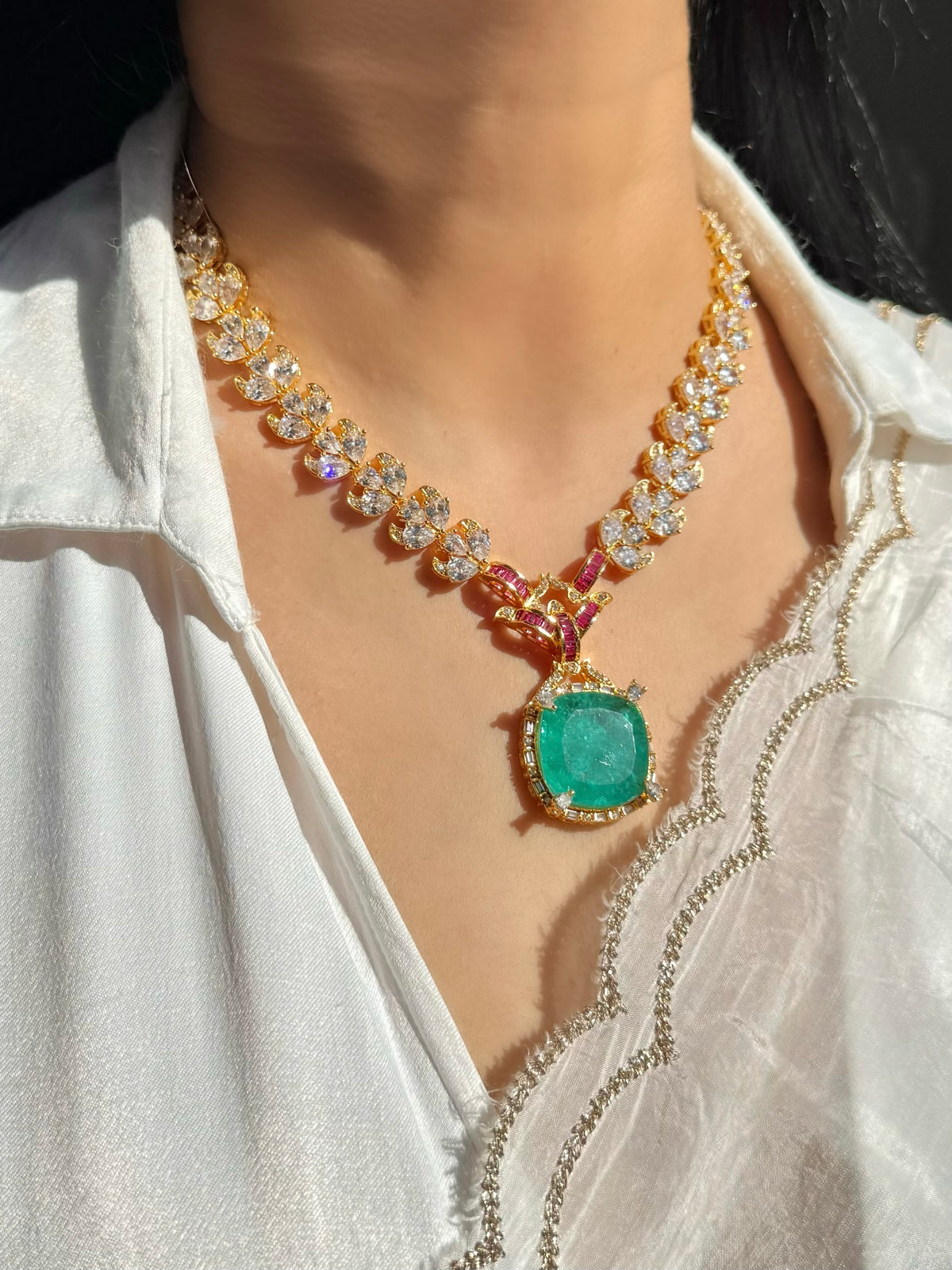 Ameera Necklace Set