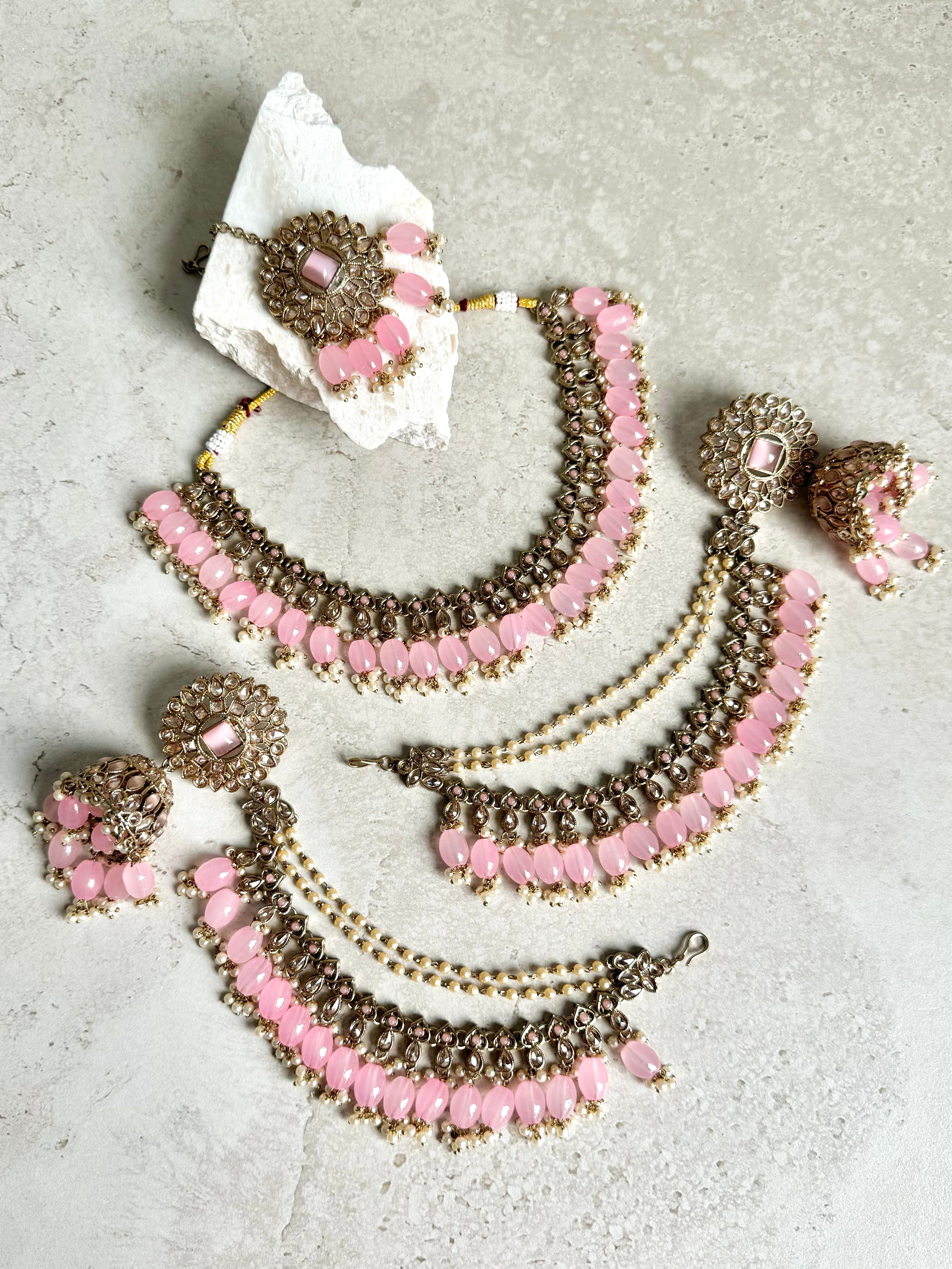 Inaya Necklace Set