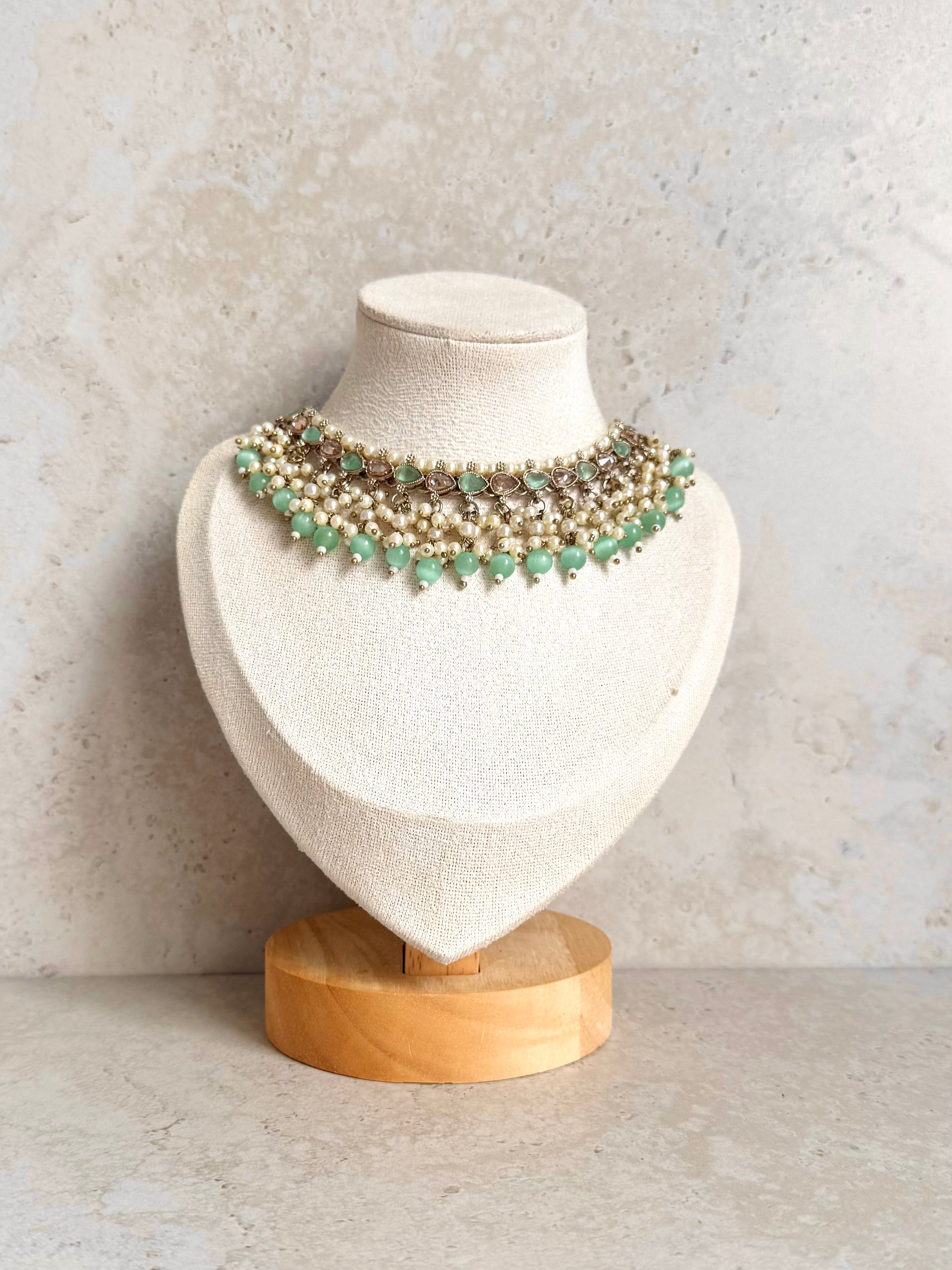 Suhana Necklace Set