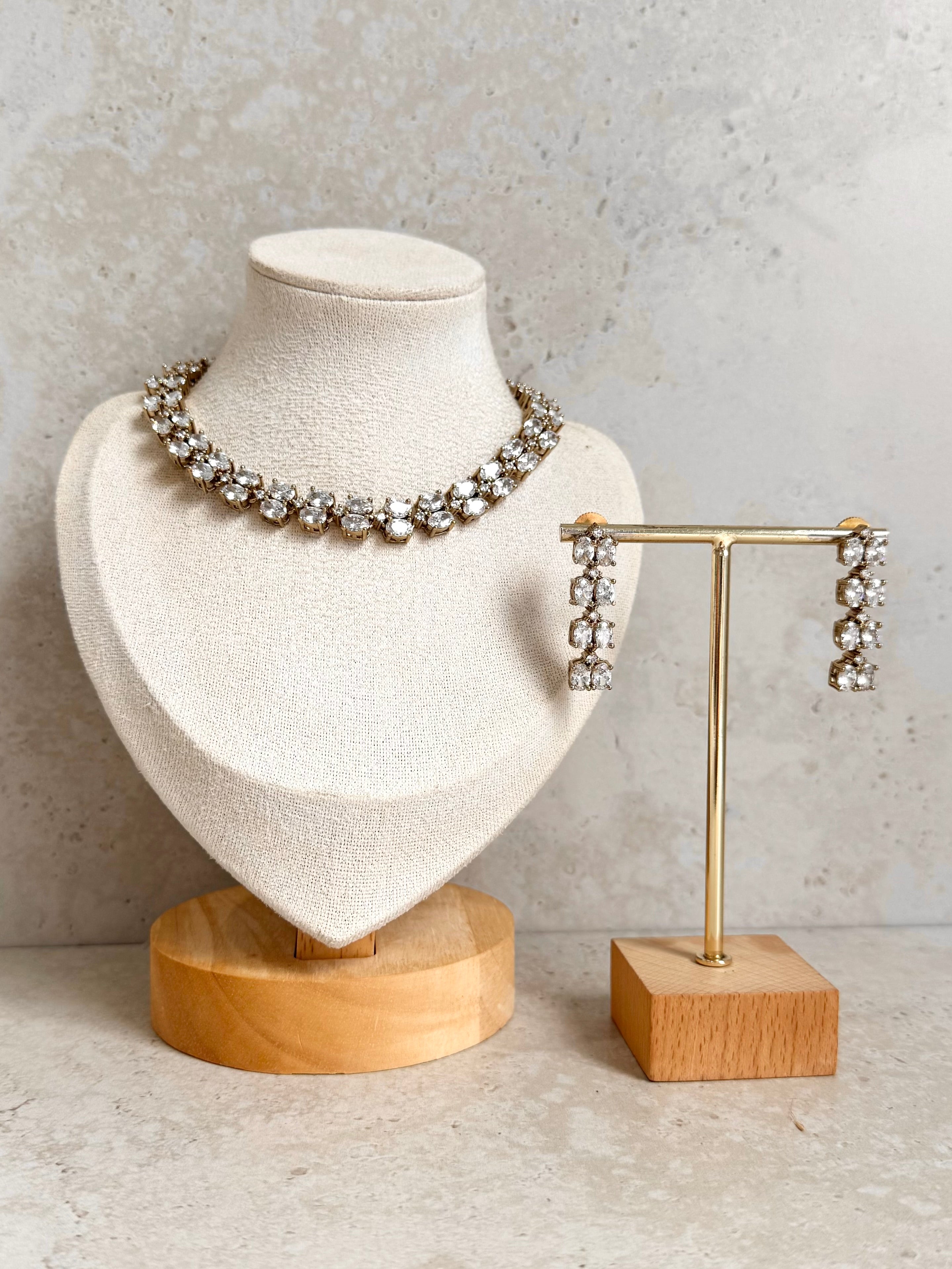 Neesha Necklace Set
