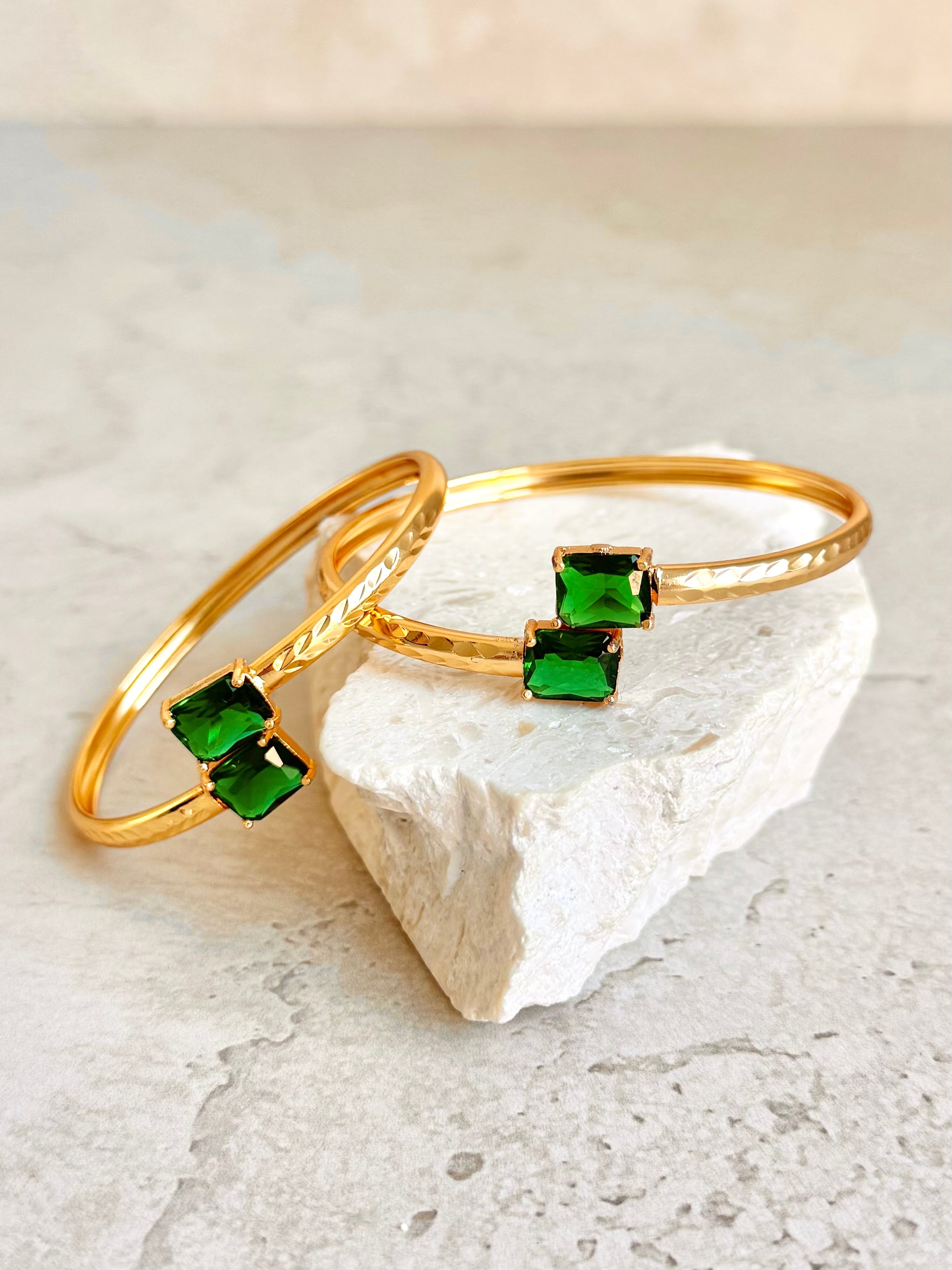 Manroop Bangles