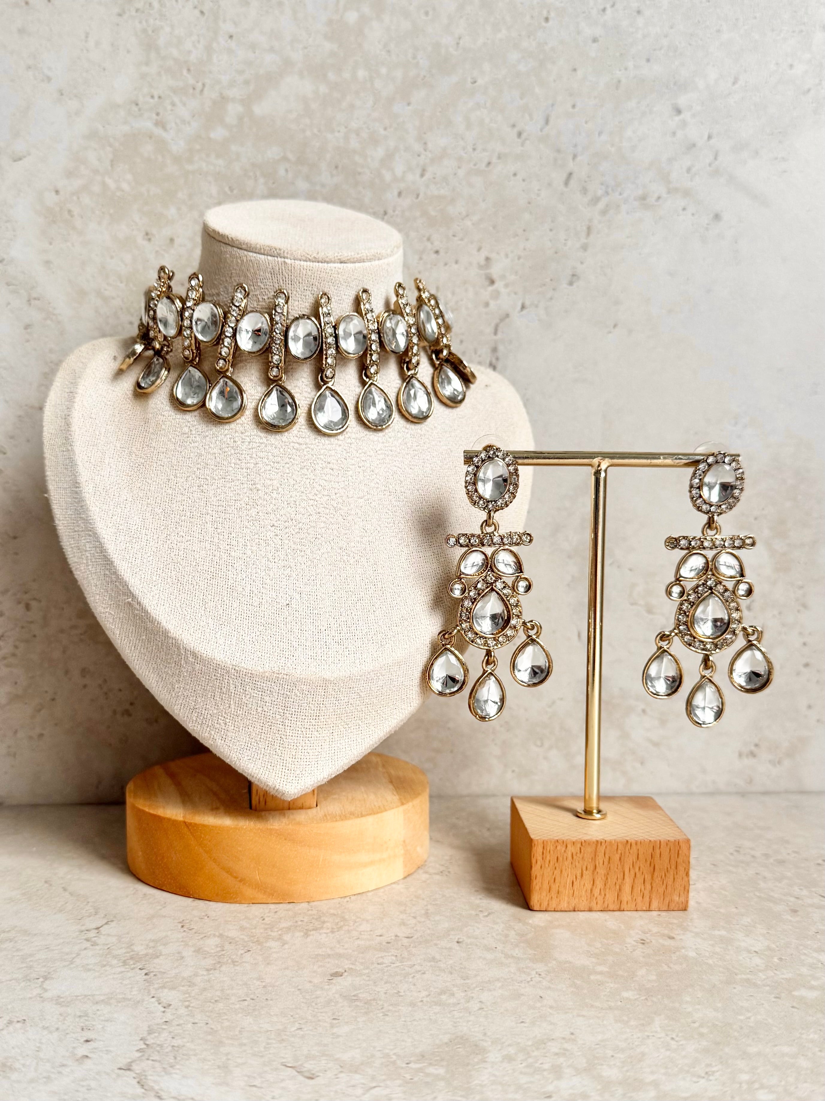 Sayema Necklace Set