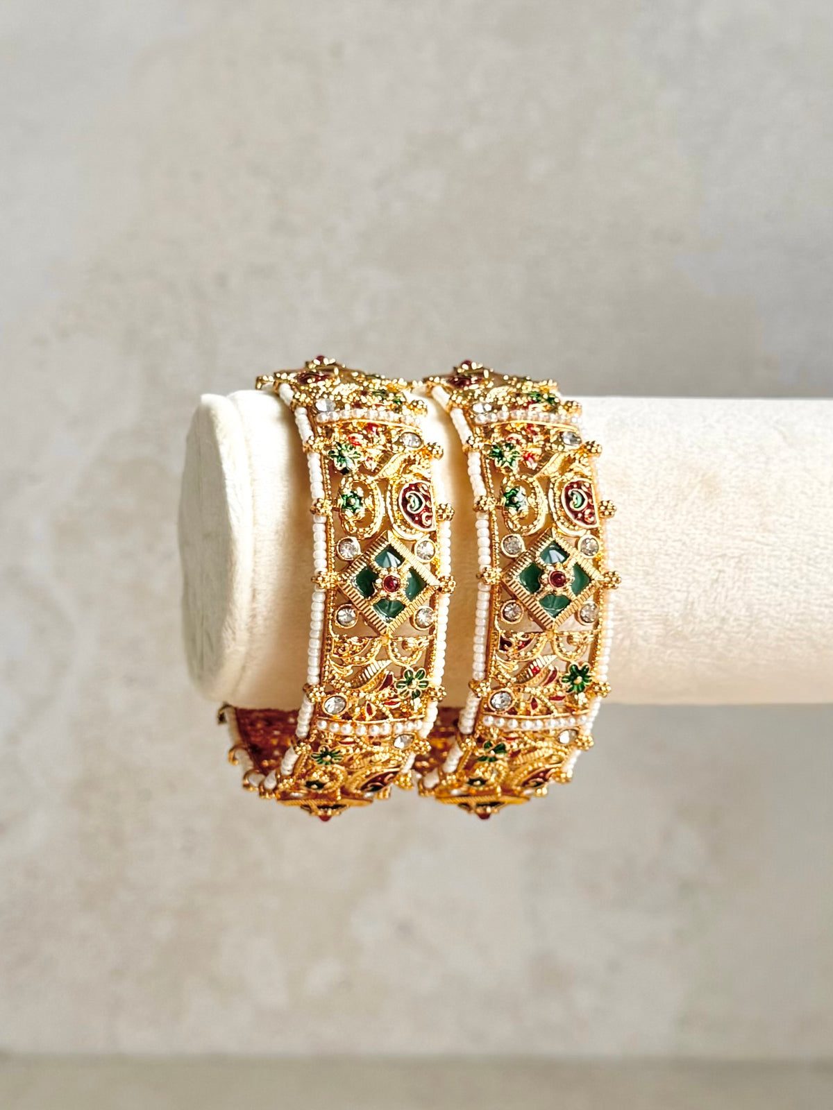 Tara Bangles