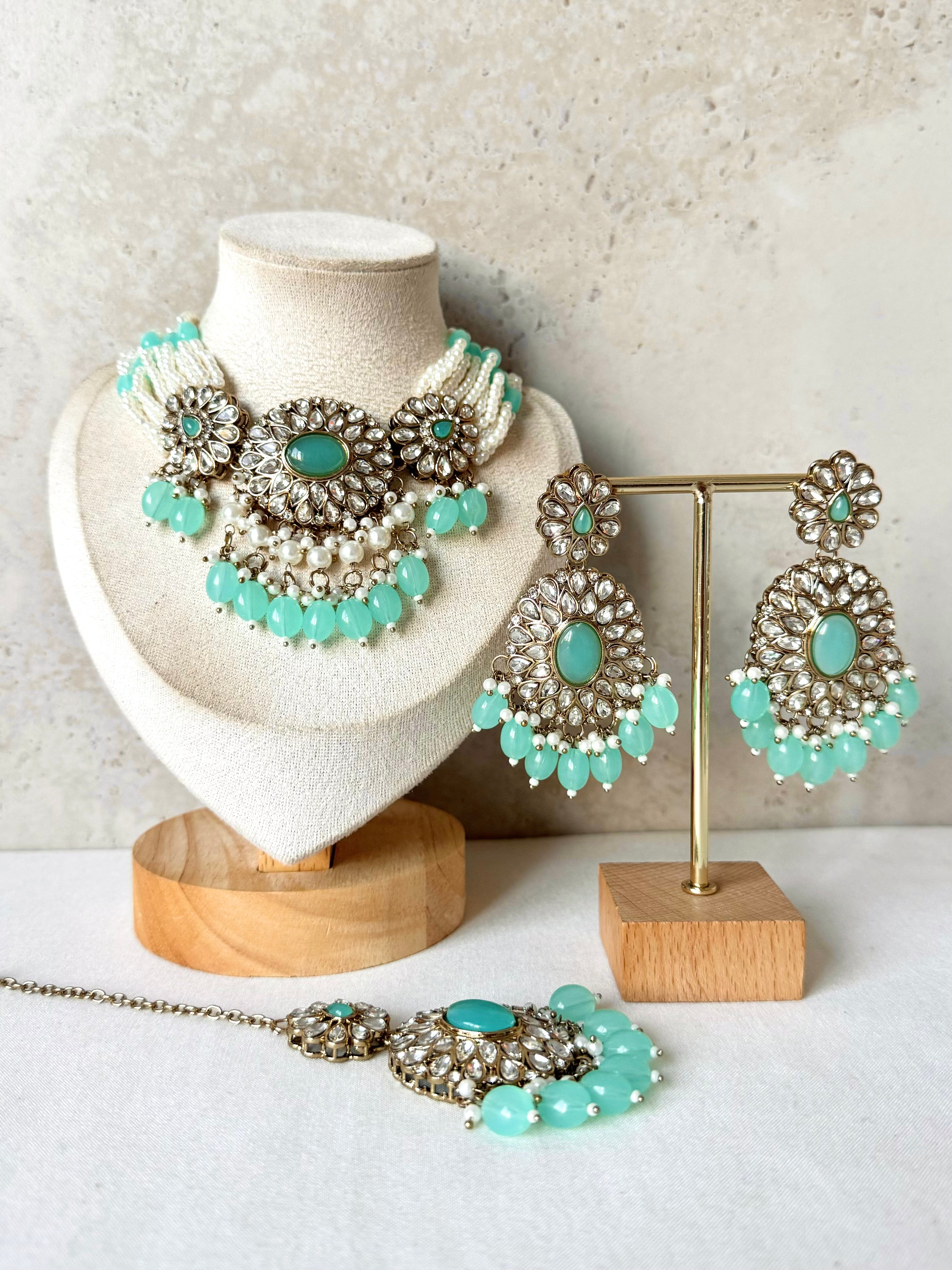 Amrit Necklace Set