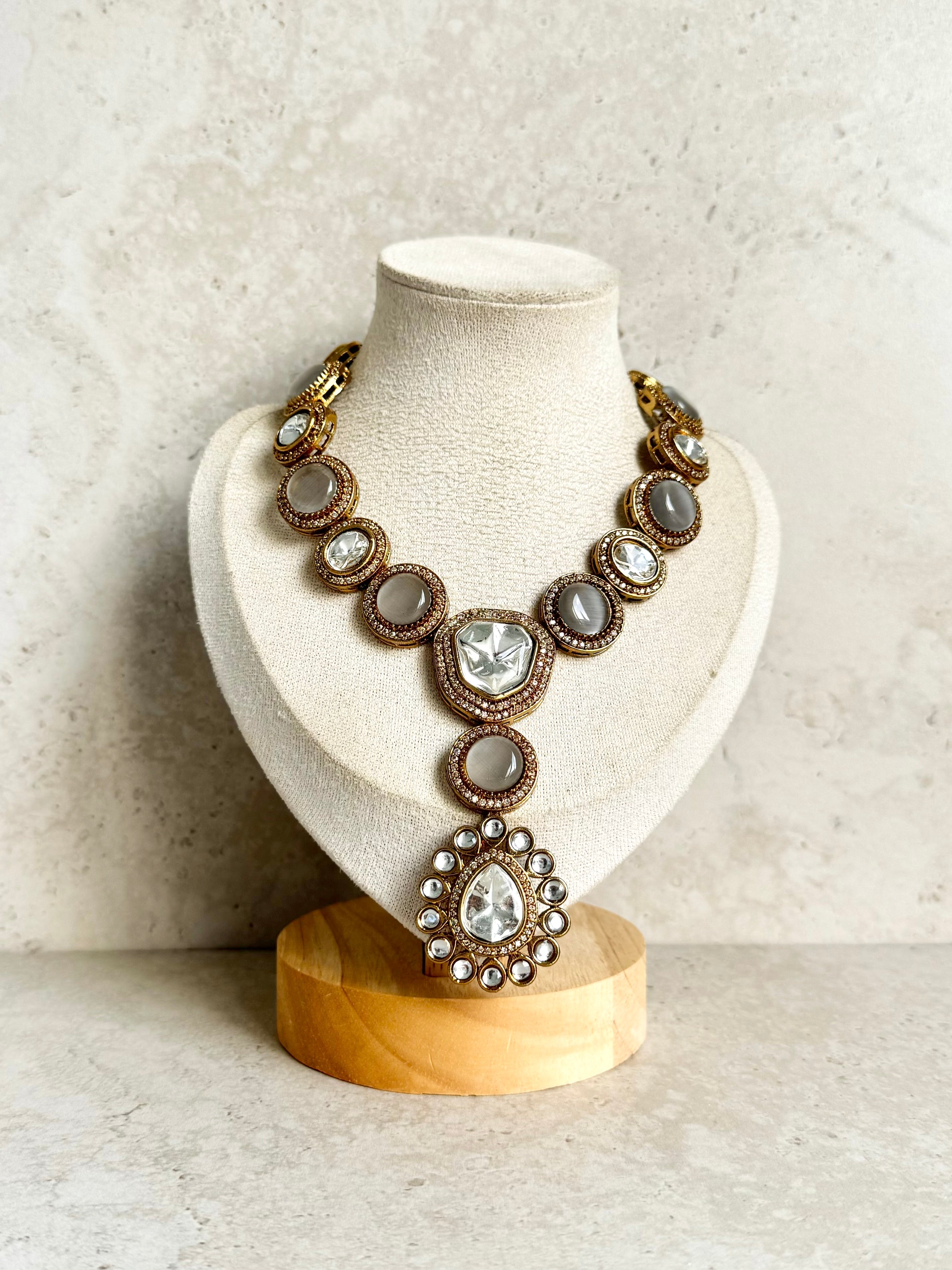 Rasleen Necklace Set