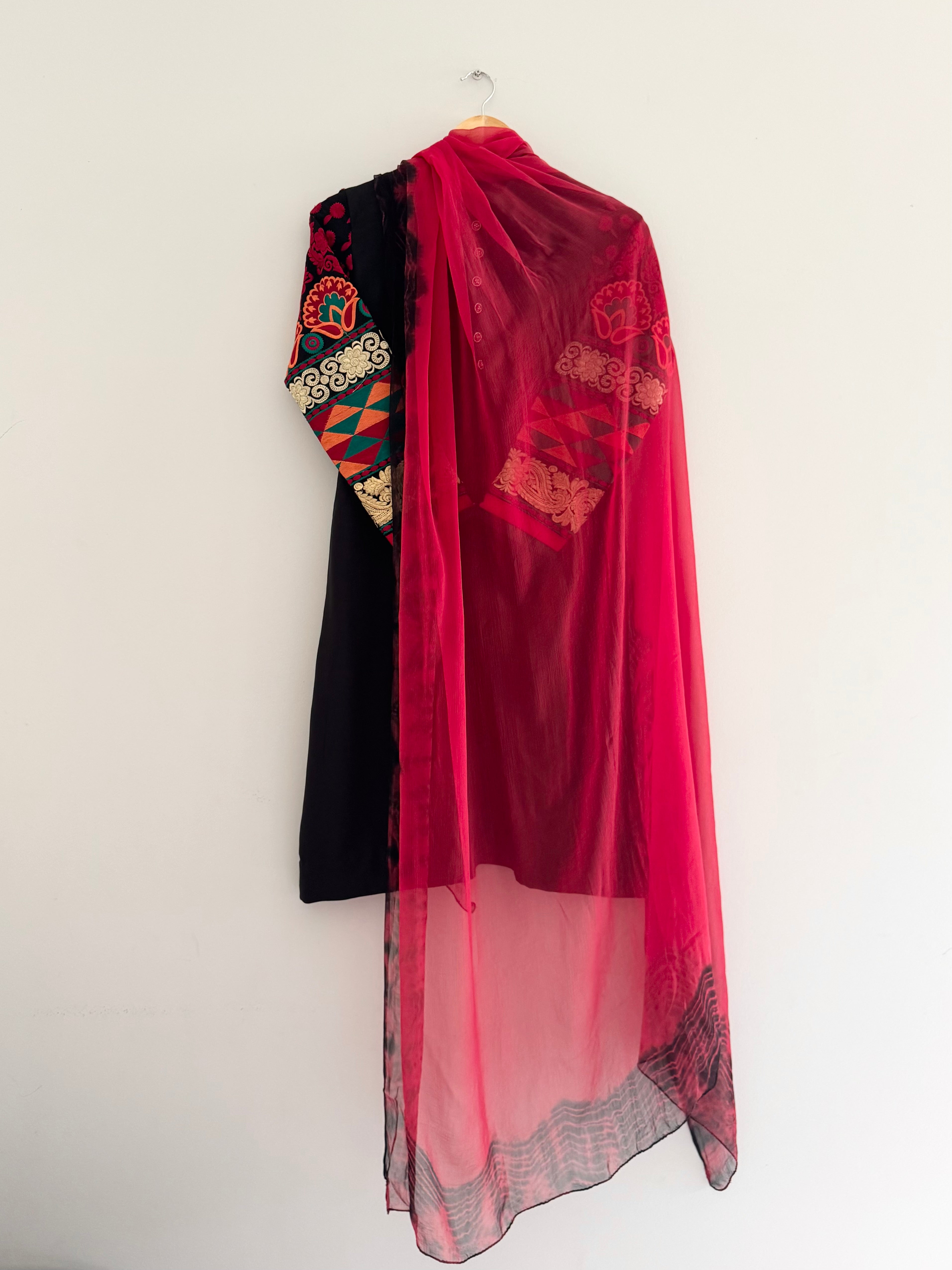 Mehroz Suit Set