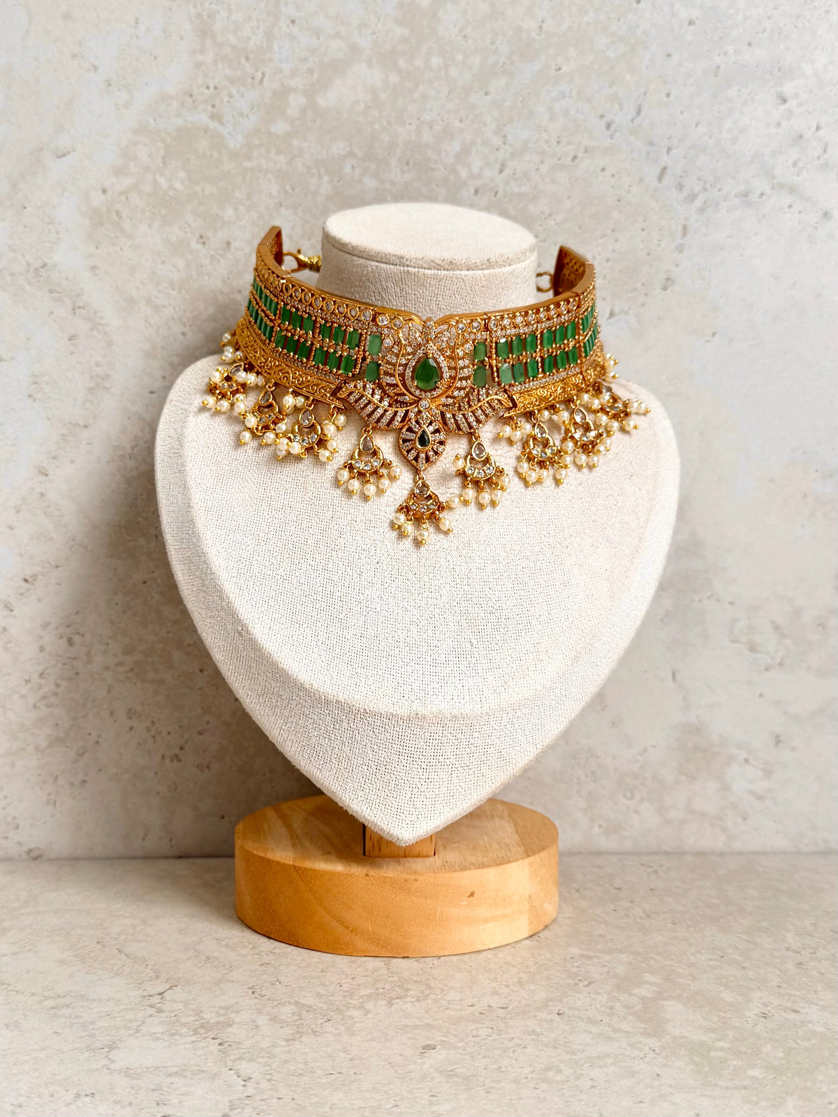 Afsana Necklace Set