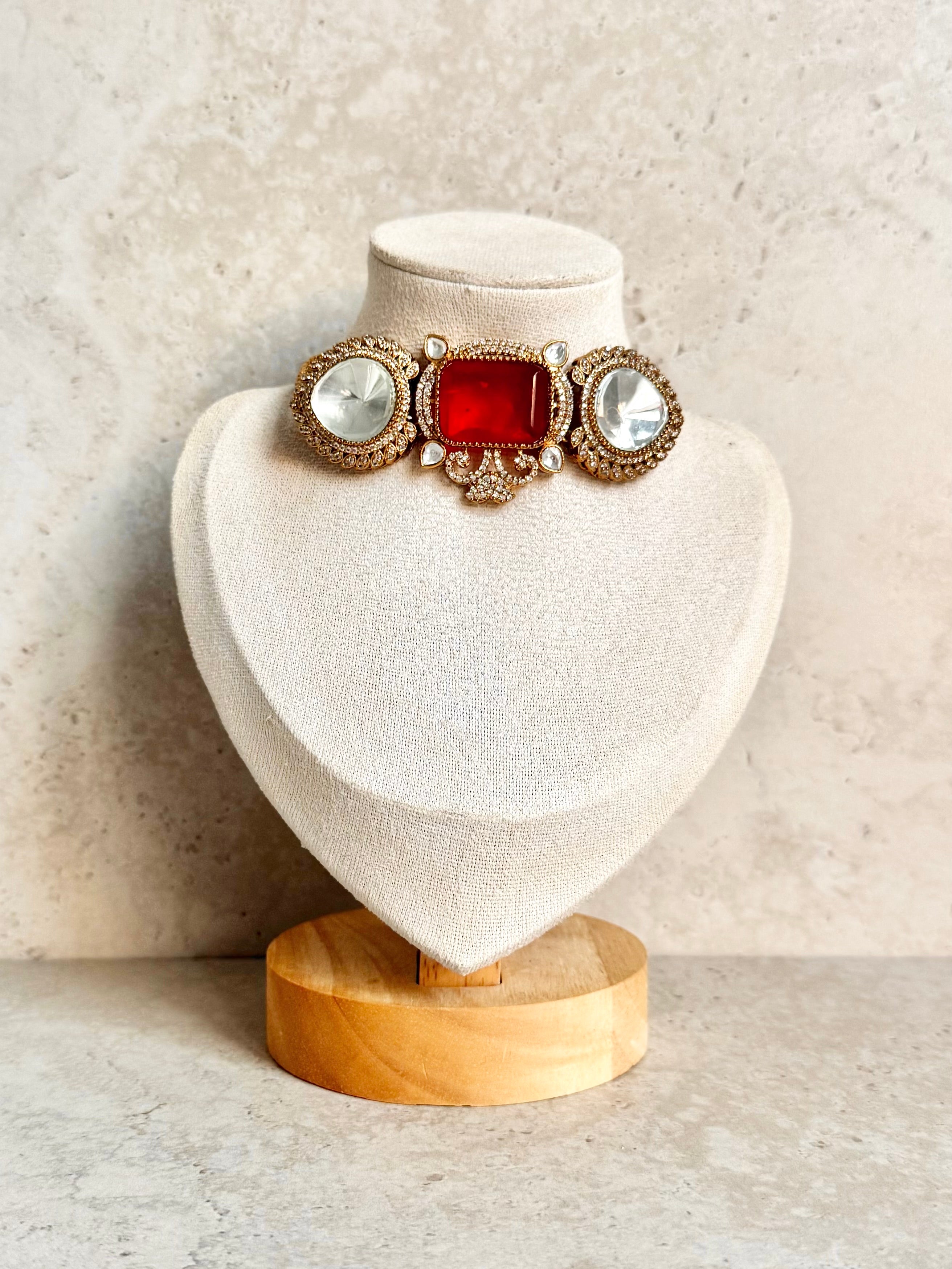 Nayab Necklace Set