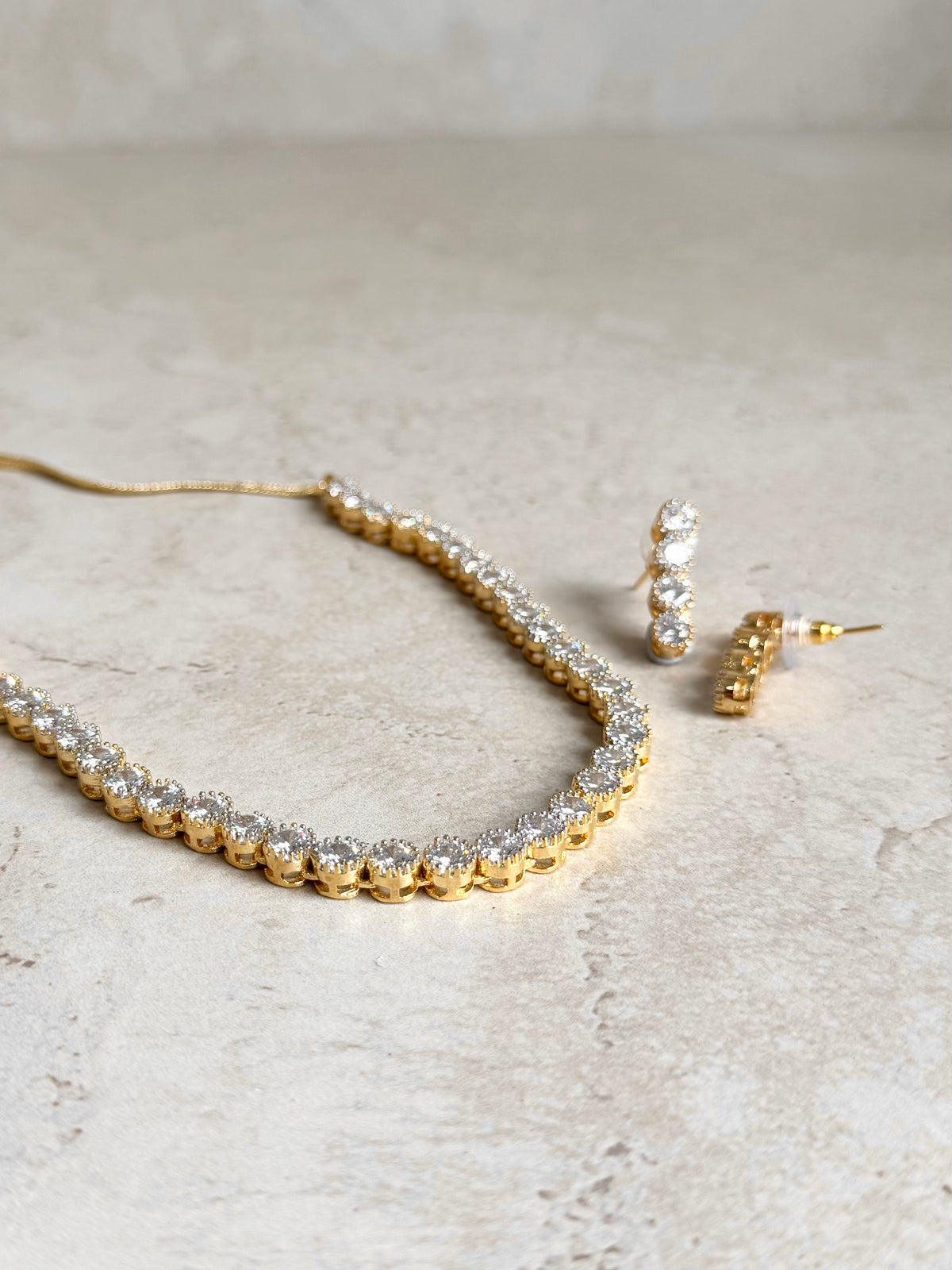 Zoha Necklace Set