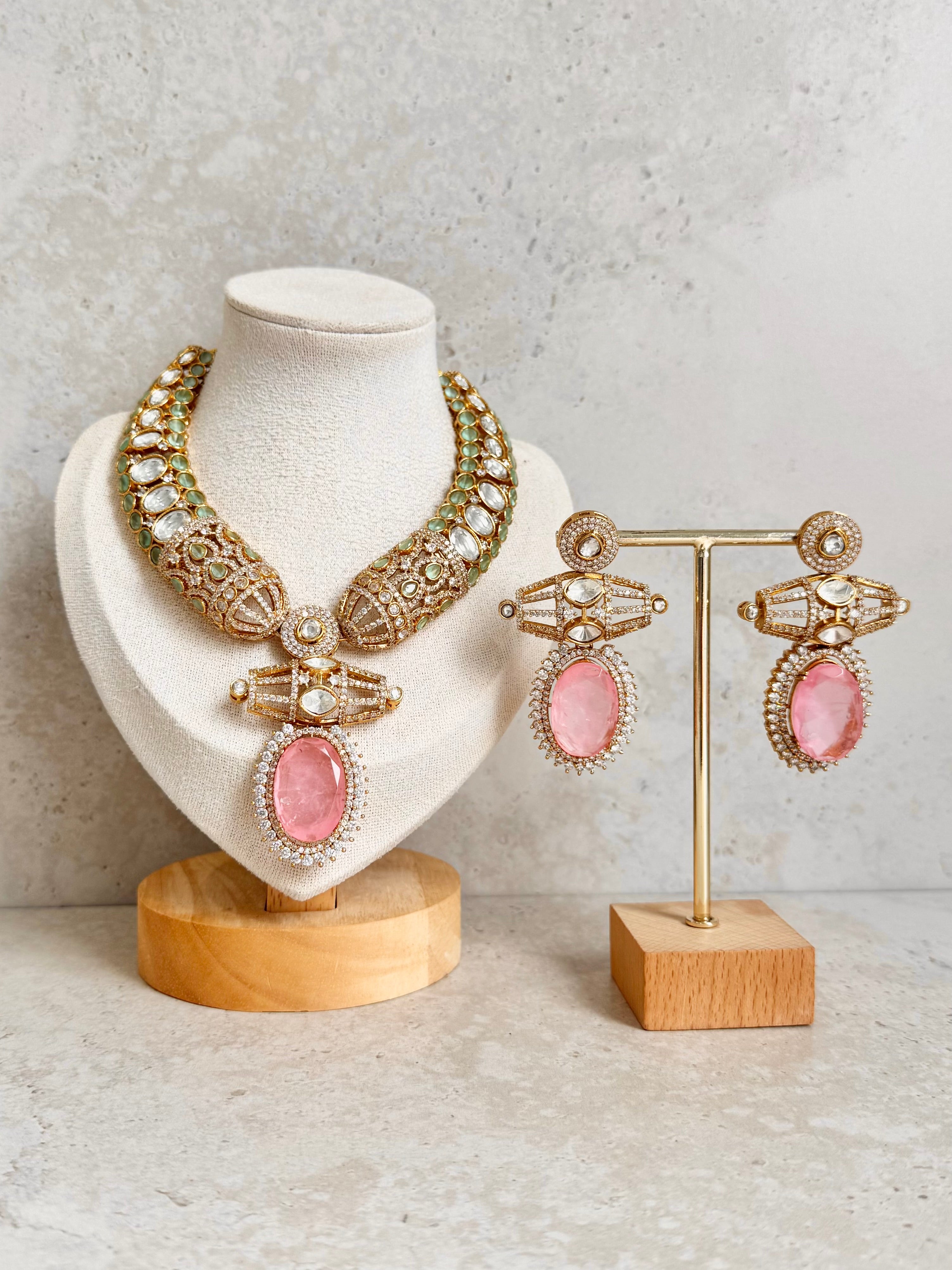 Aishwarya Necklace Set