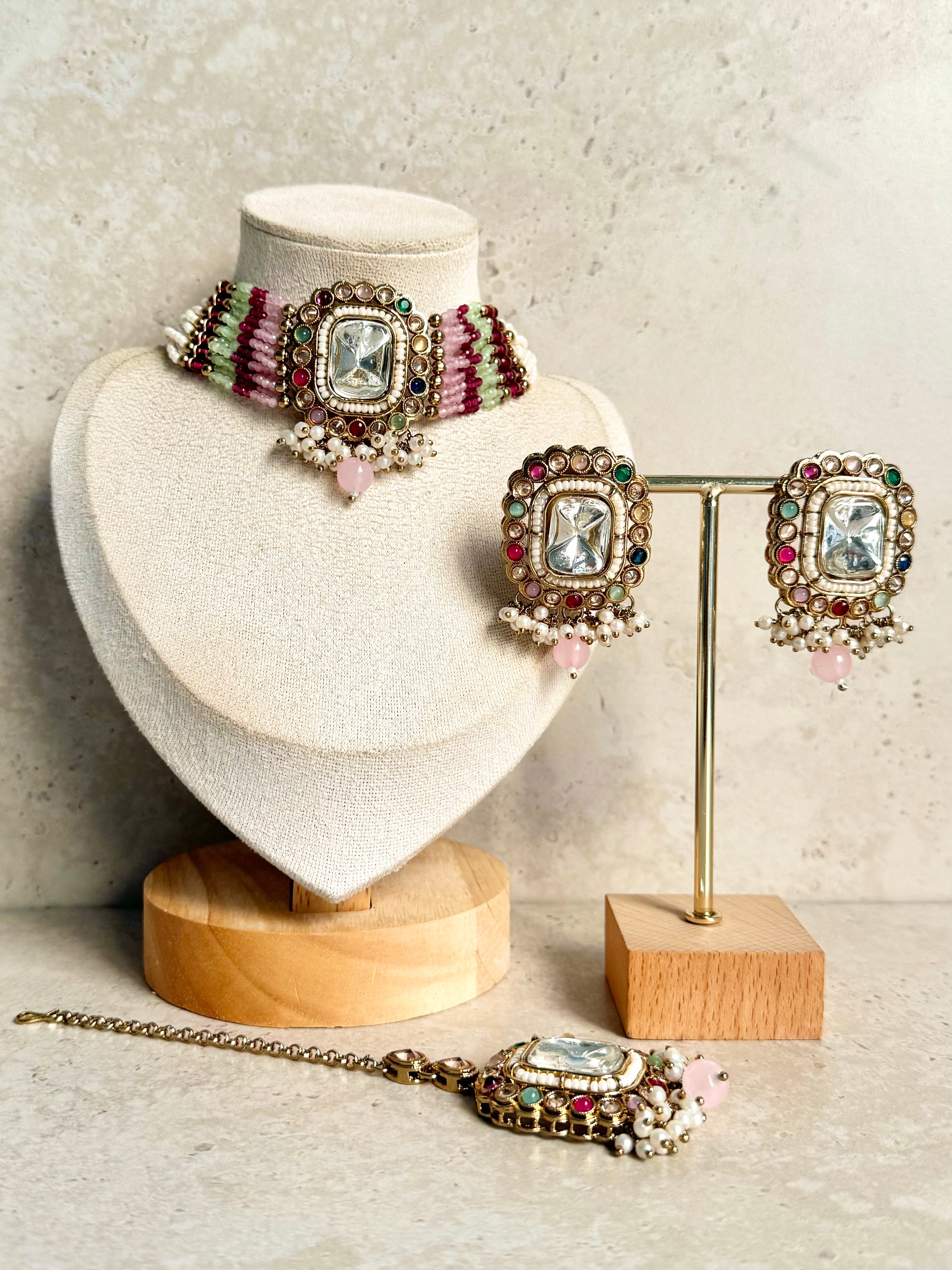 Kashish Necklace Set