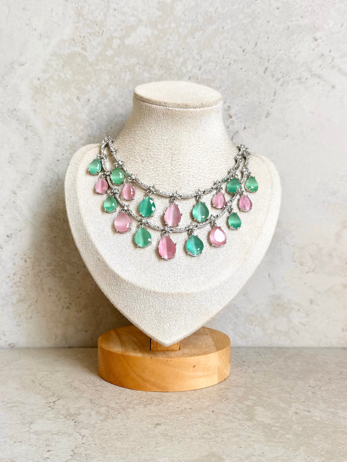 Amna Necklace Set