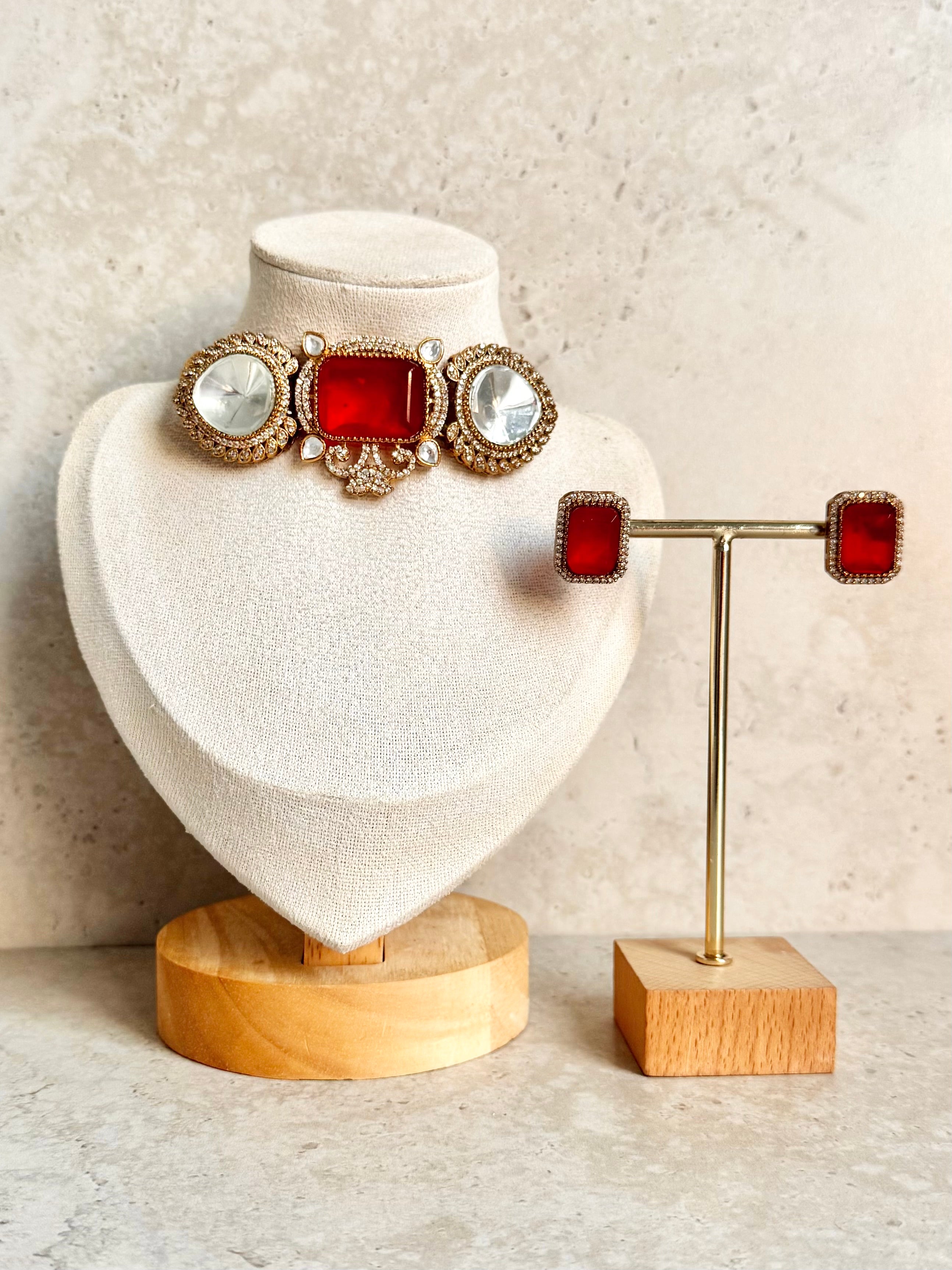 Nayab Necklace Set