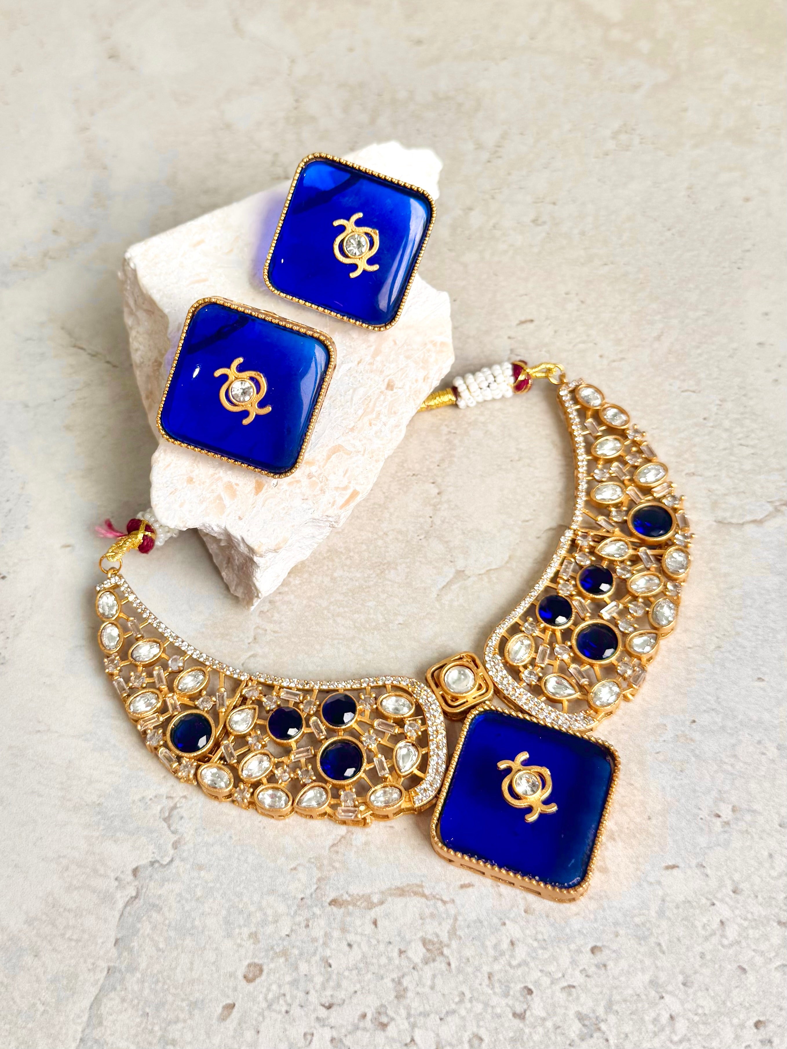 Azra Necklace Set