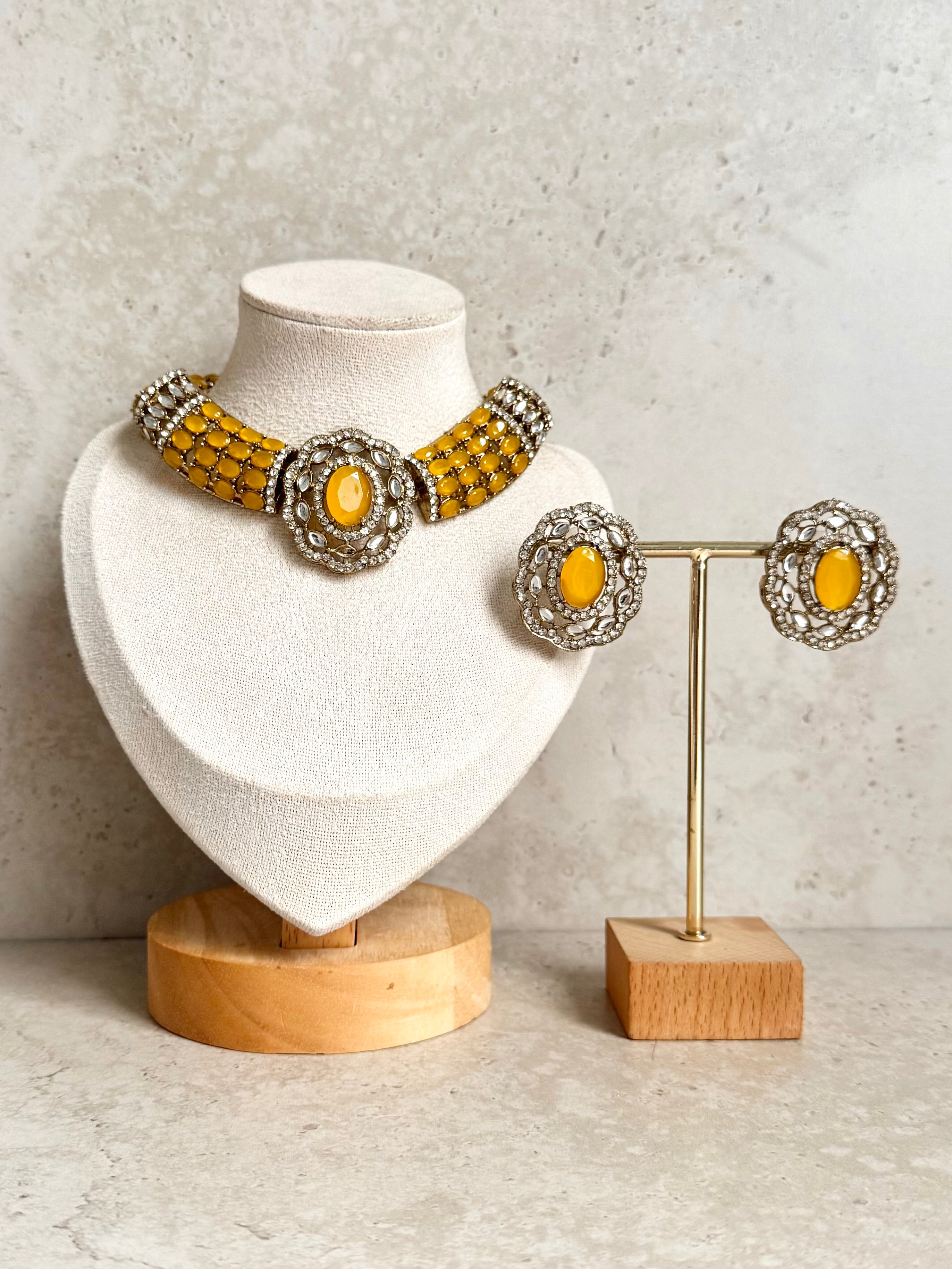 Eman Necklace Set