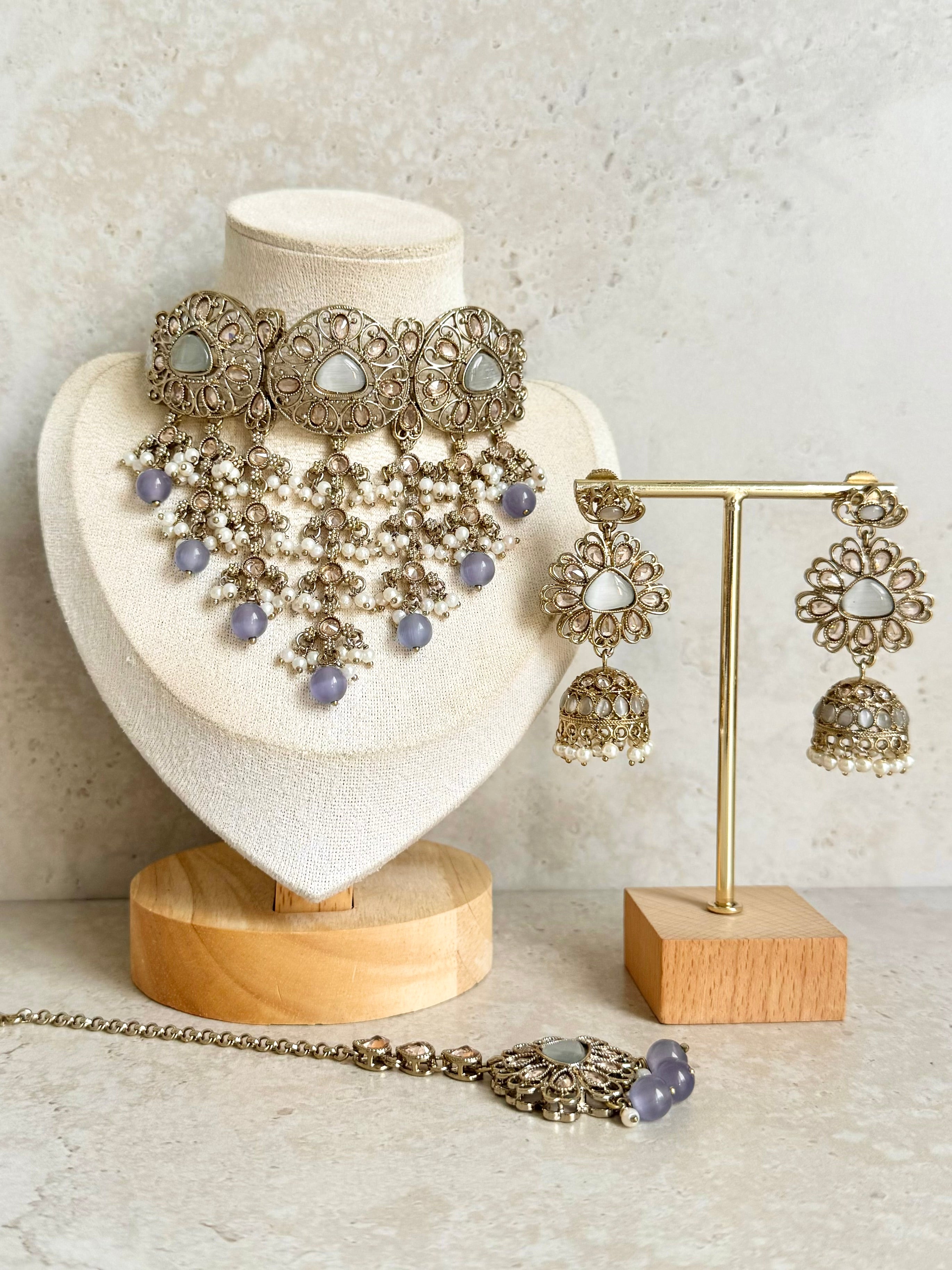 Noor Necklace Set