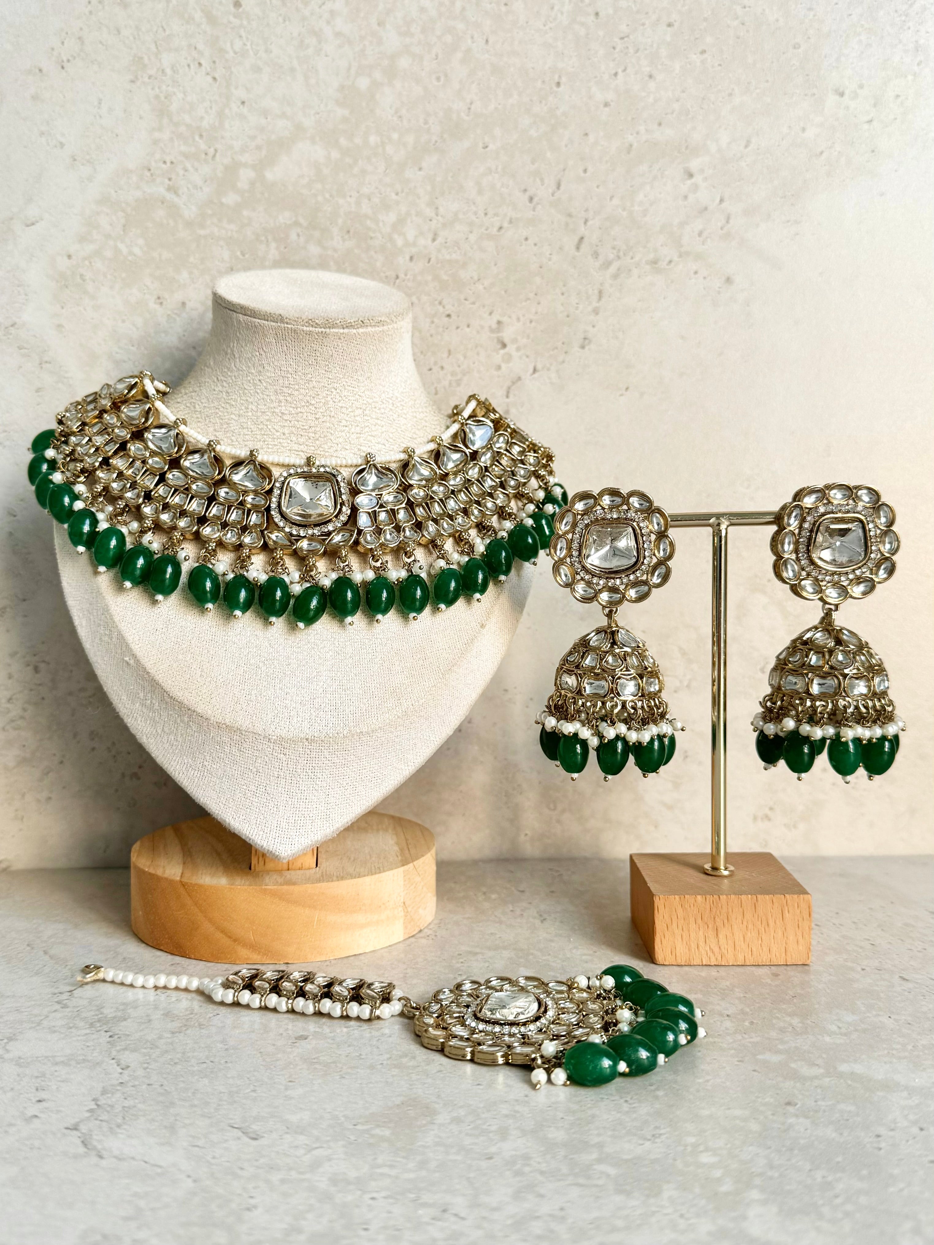 Hafsa Necklace Set