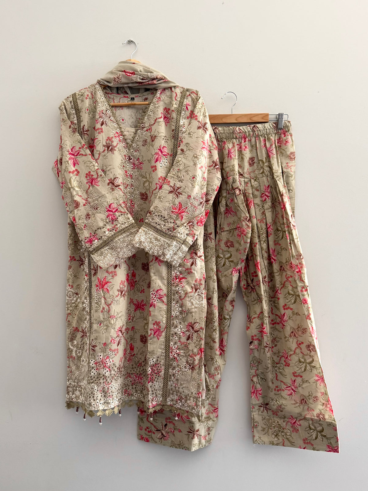 Rameen Suit Set