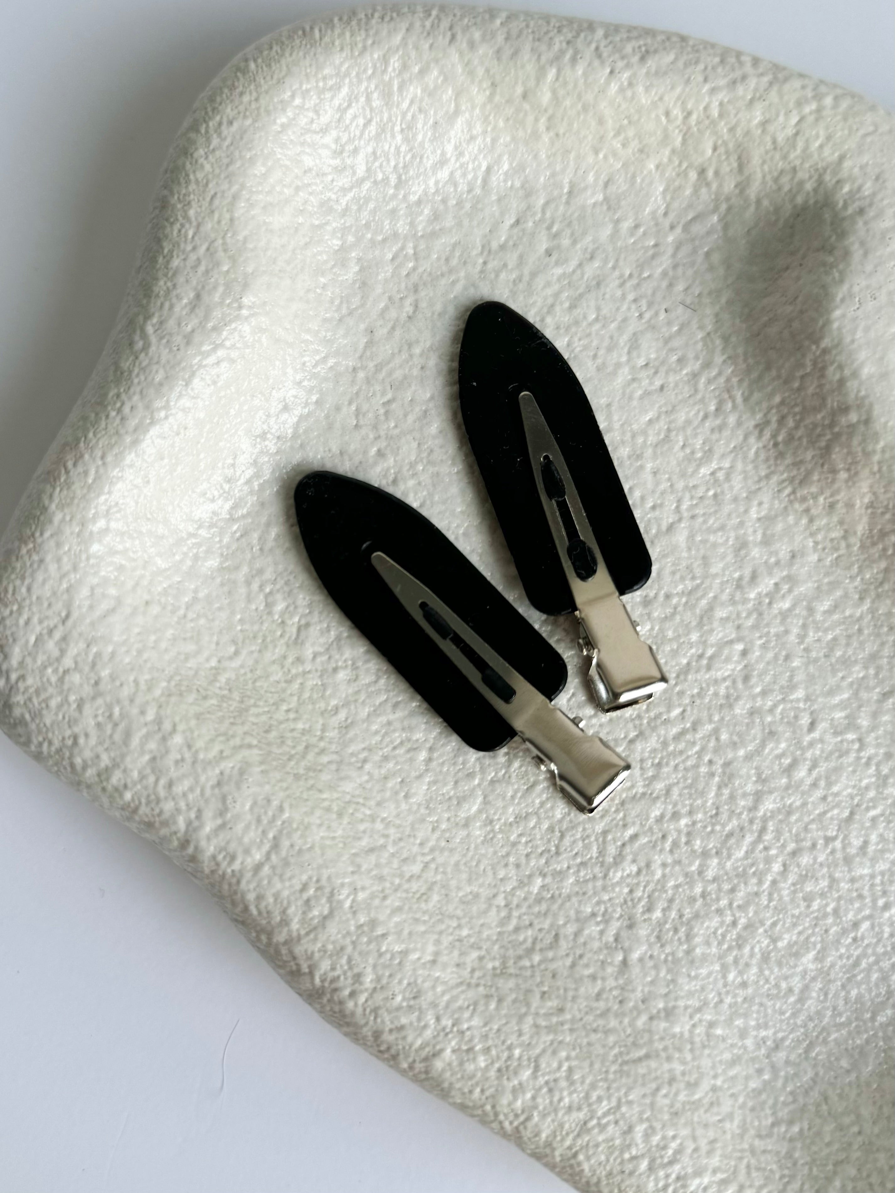 Black Hair Clips - 2 pcs