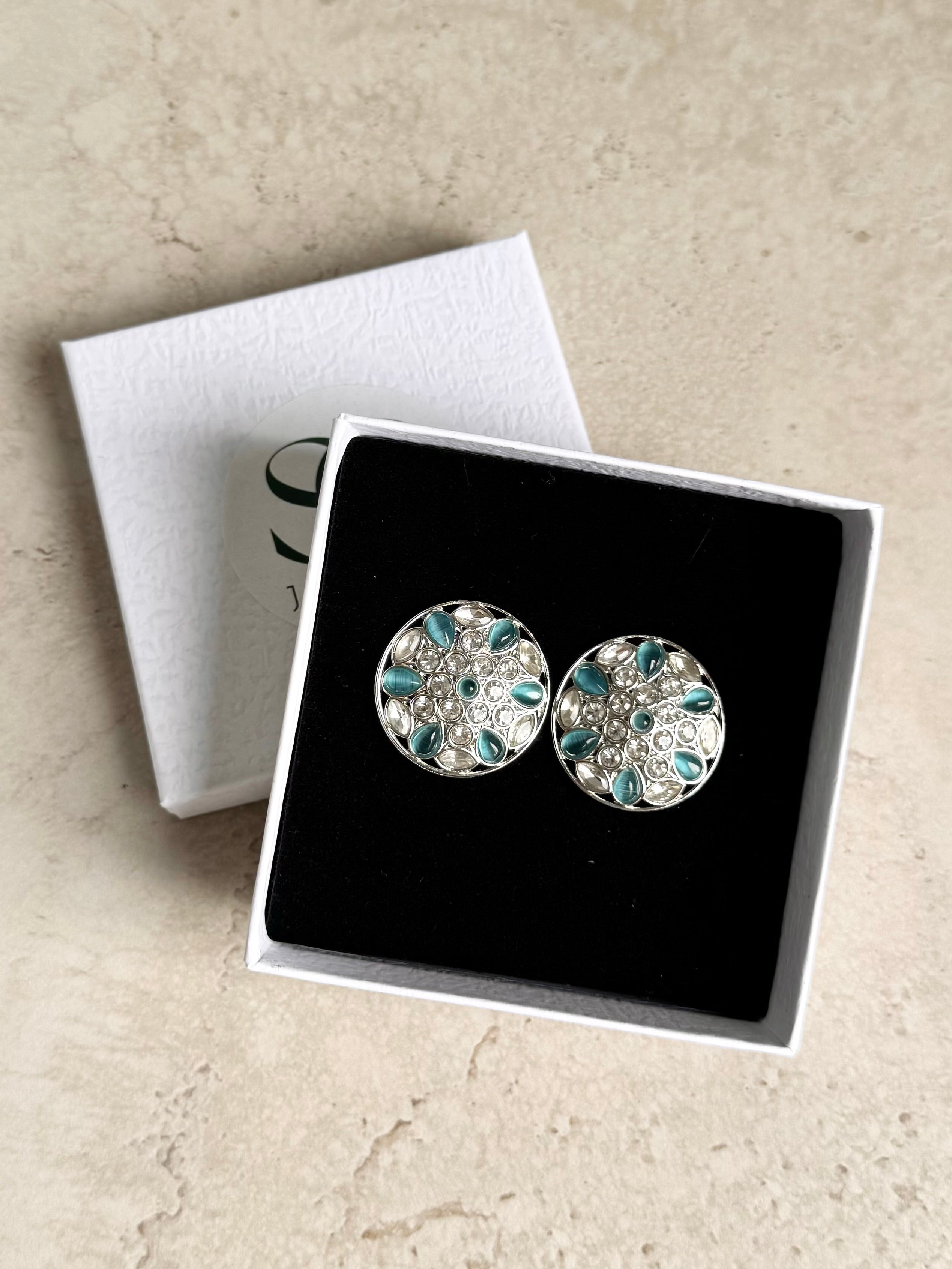 Jot Earrings - Gift Box Included