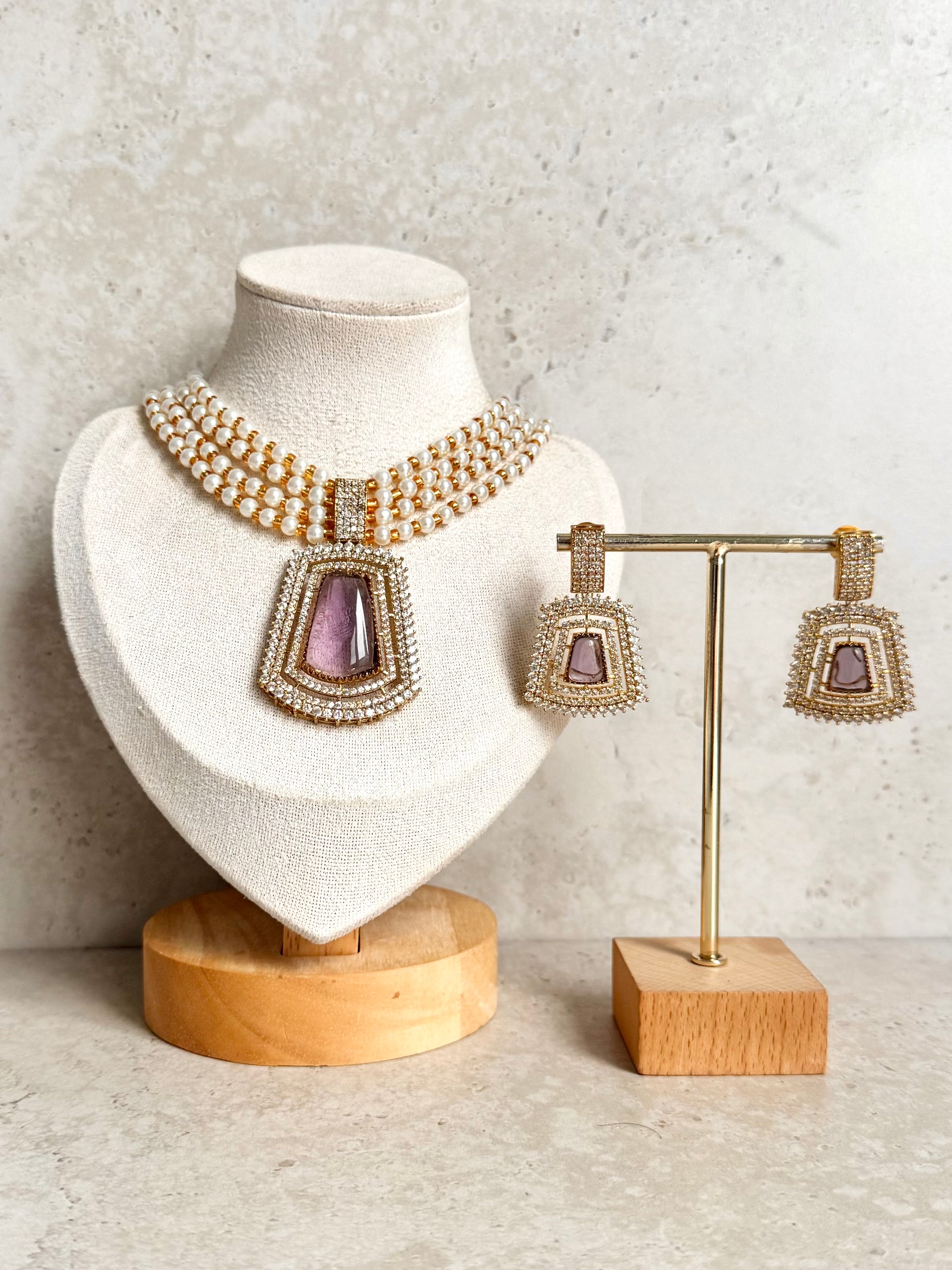 Noor Necklace Set