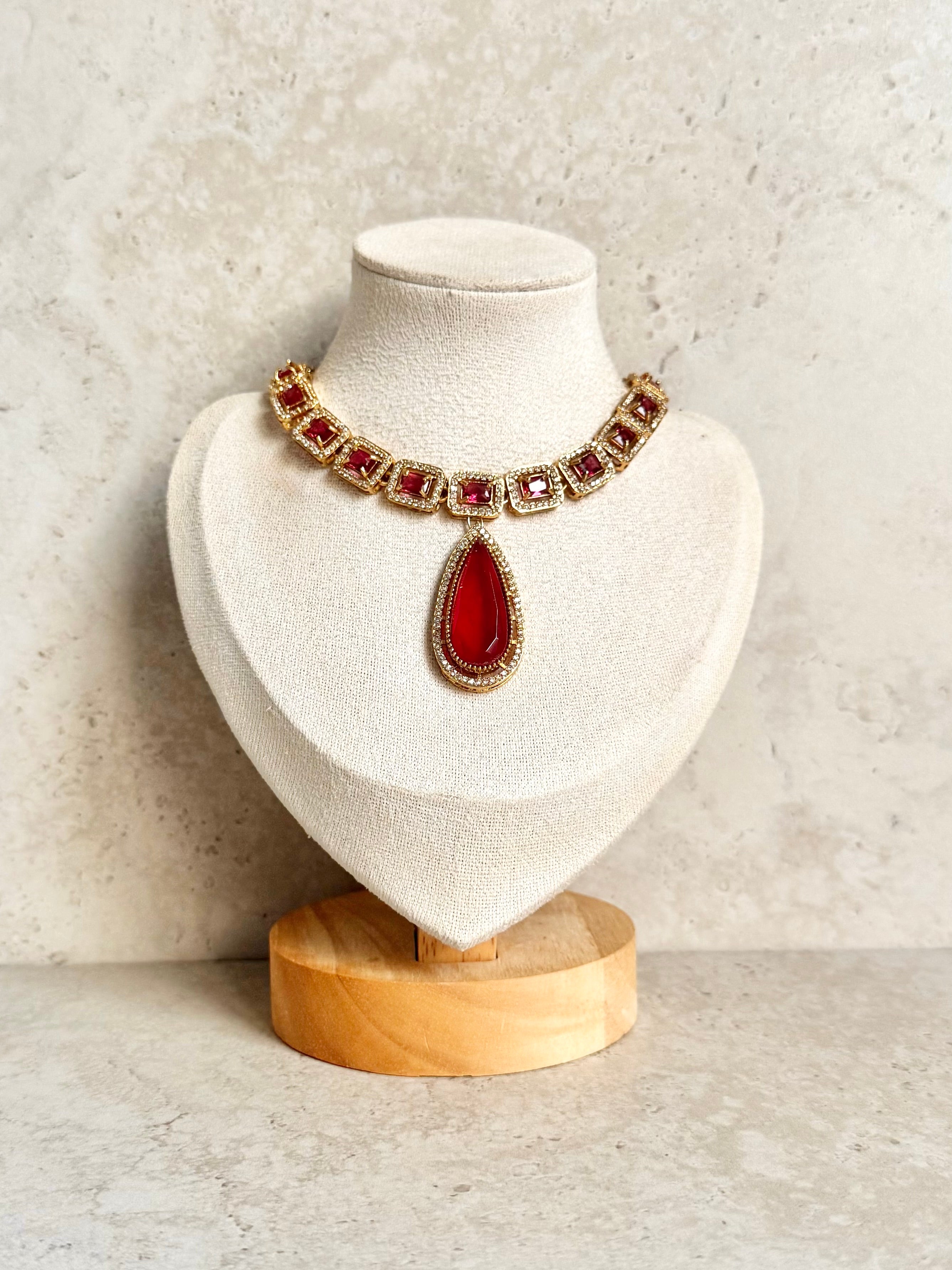 Kanika Necklace Set