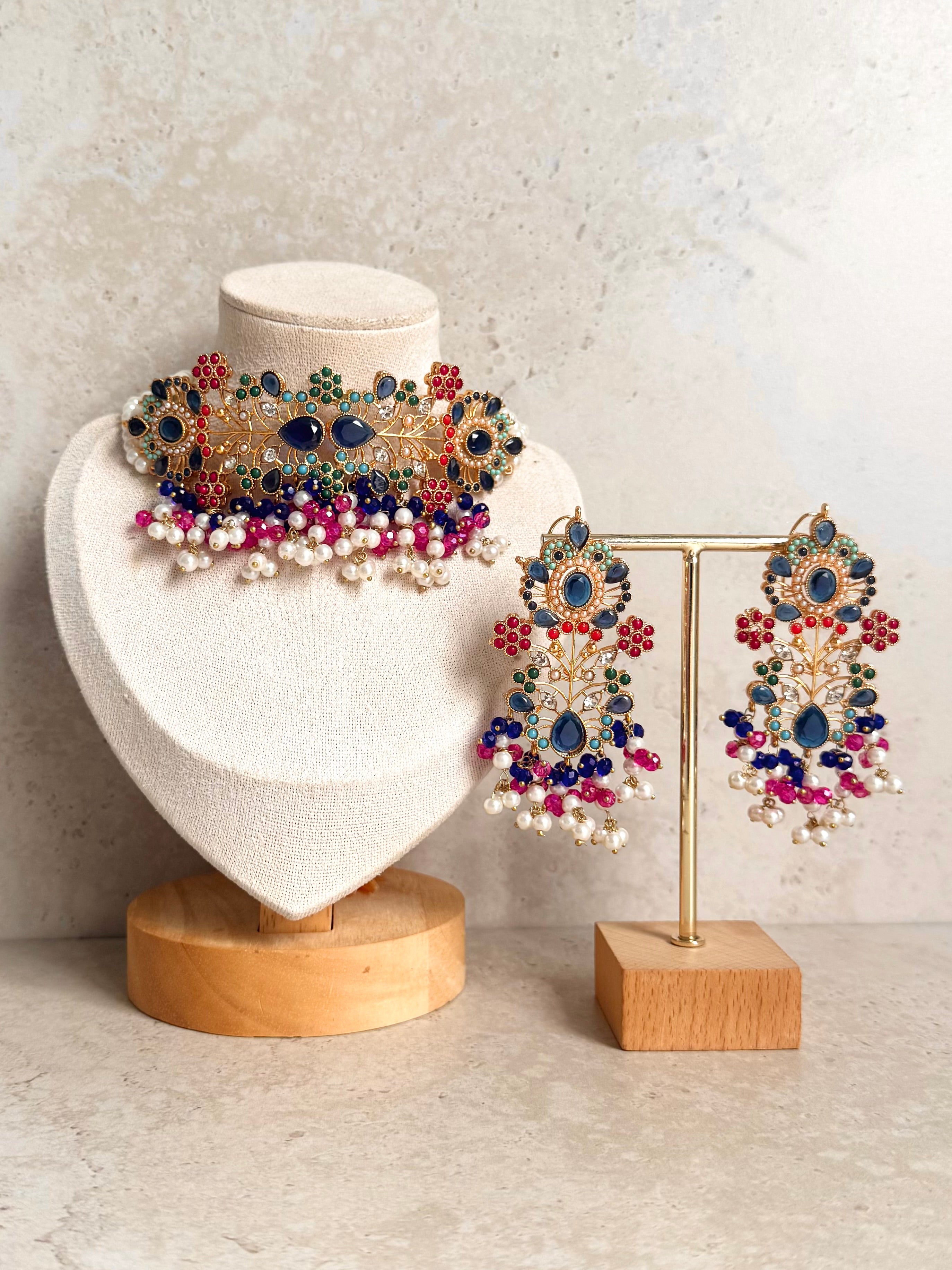Alina Necklace Set