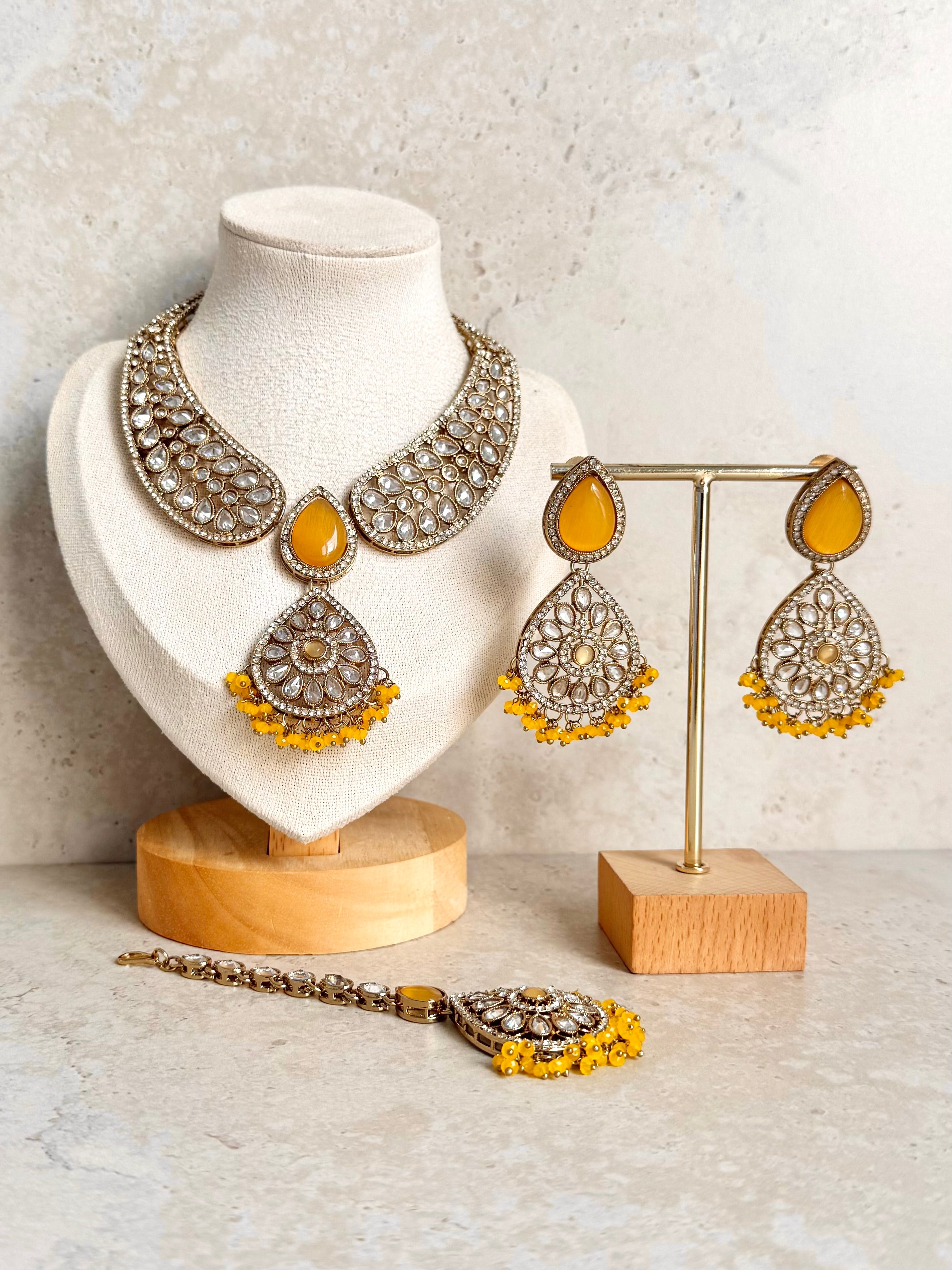 Alisha Necklace Set