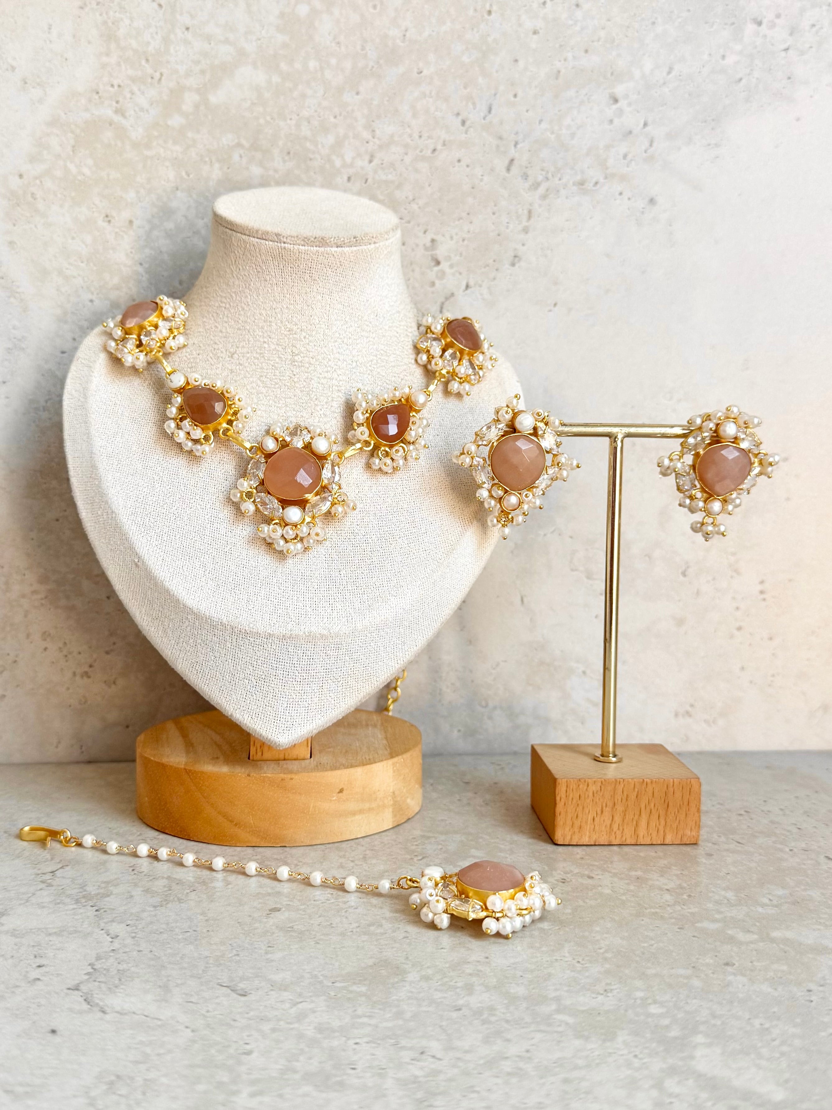 Amina Necklace Set