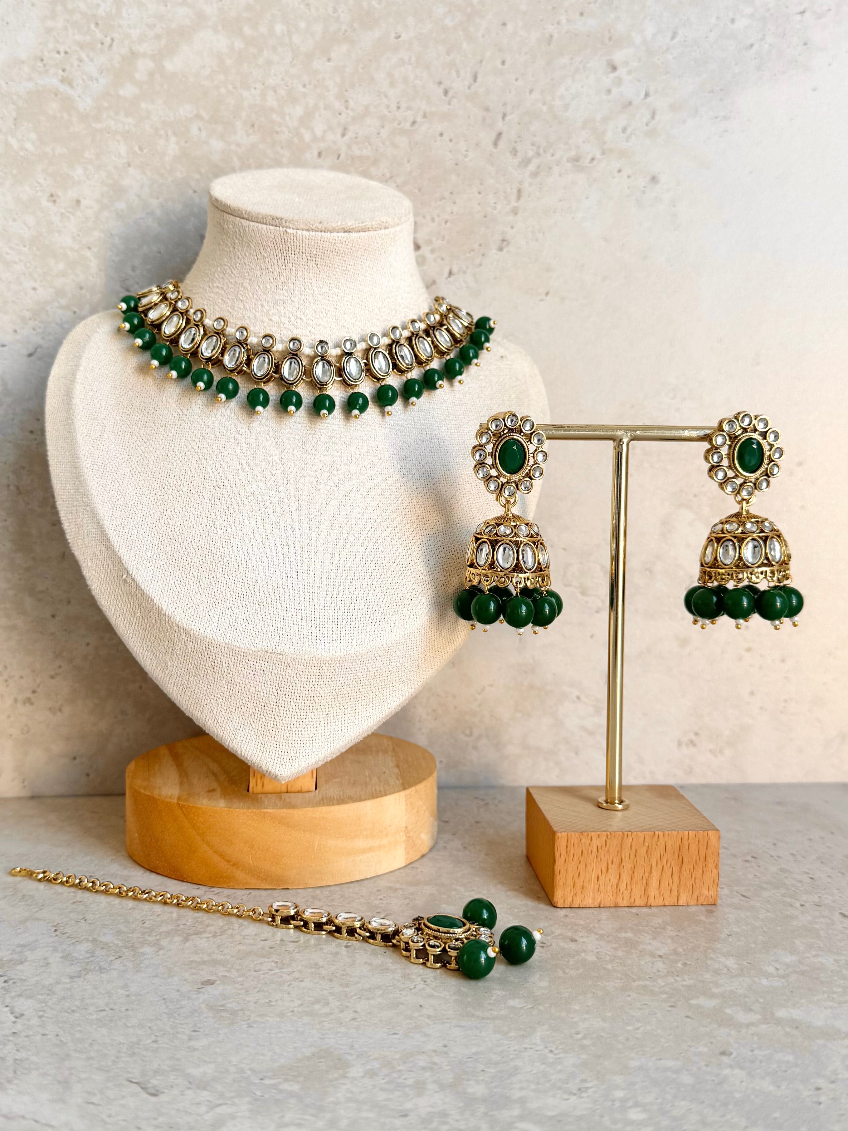 Bindu Necklace Set