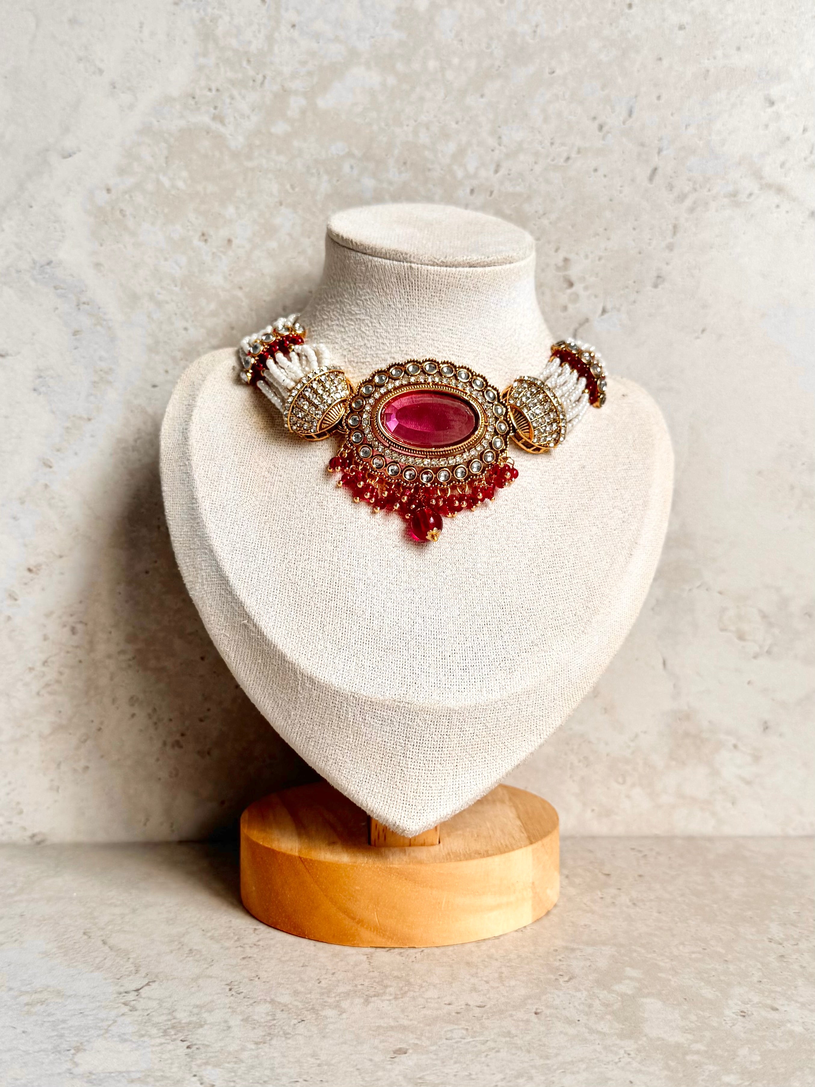 Manju Necklace Set