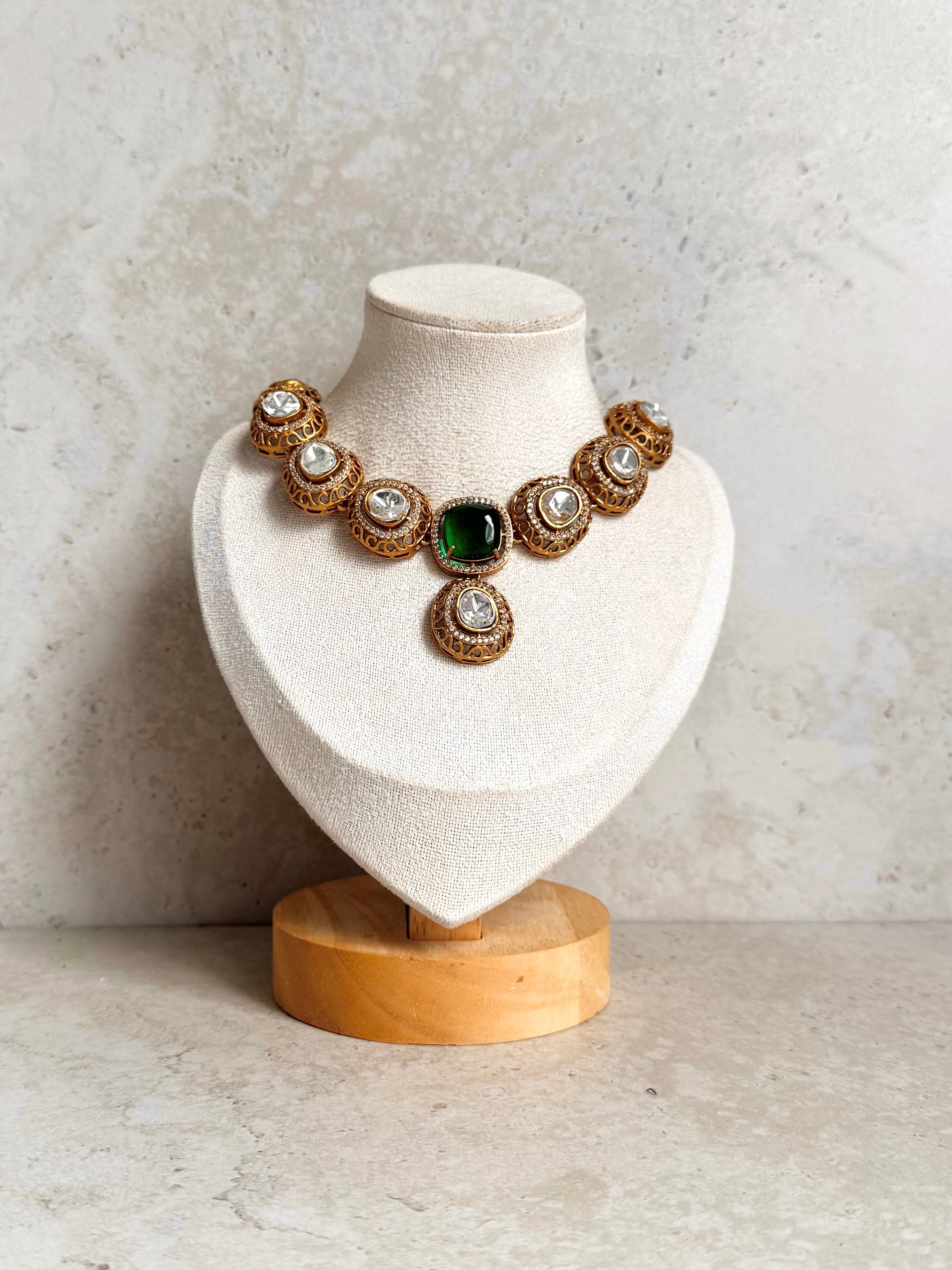 Pawan Necklace Set