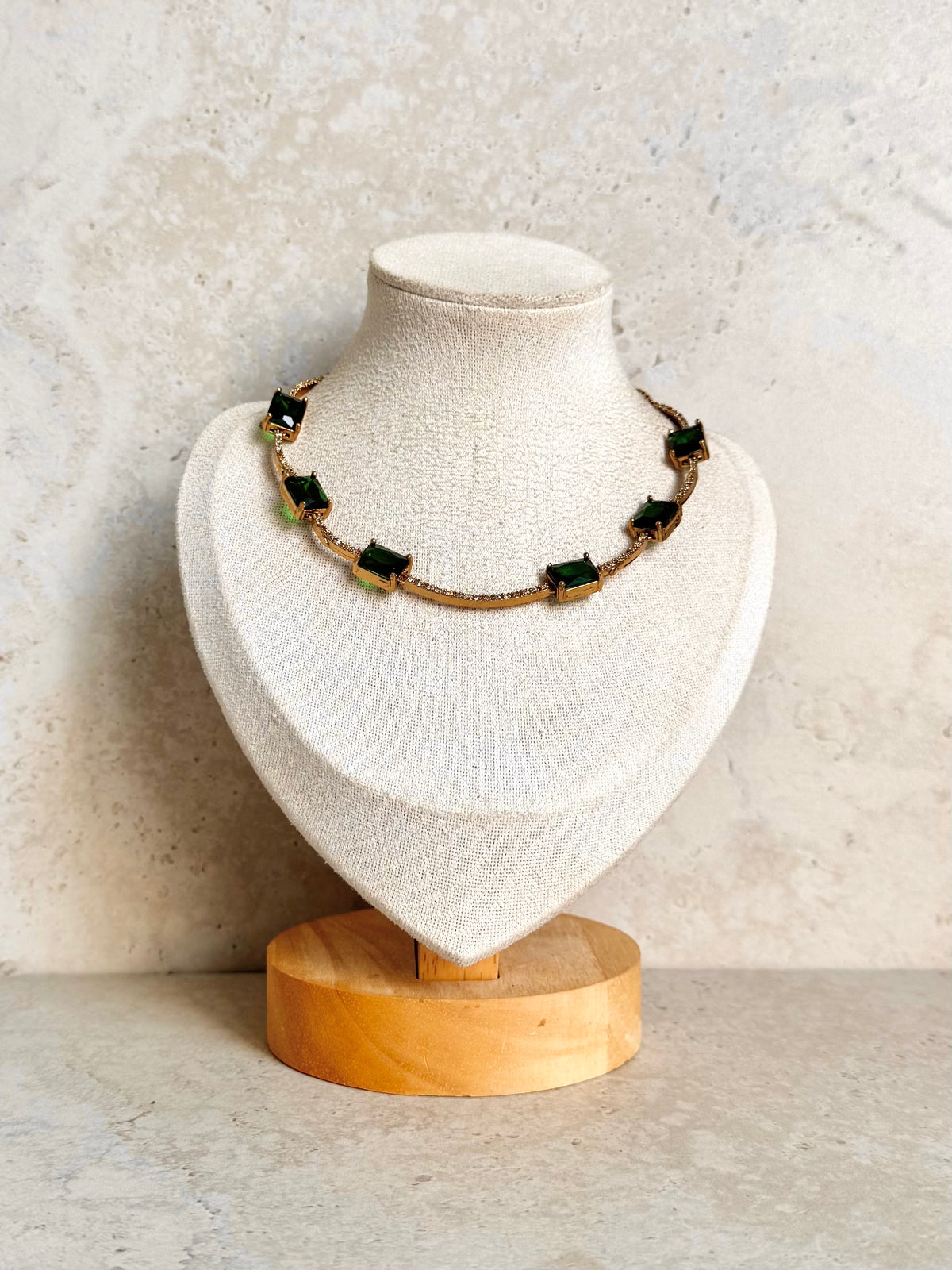 Suman Necklace Set