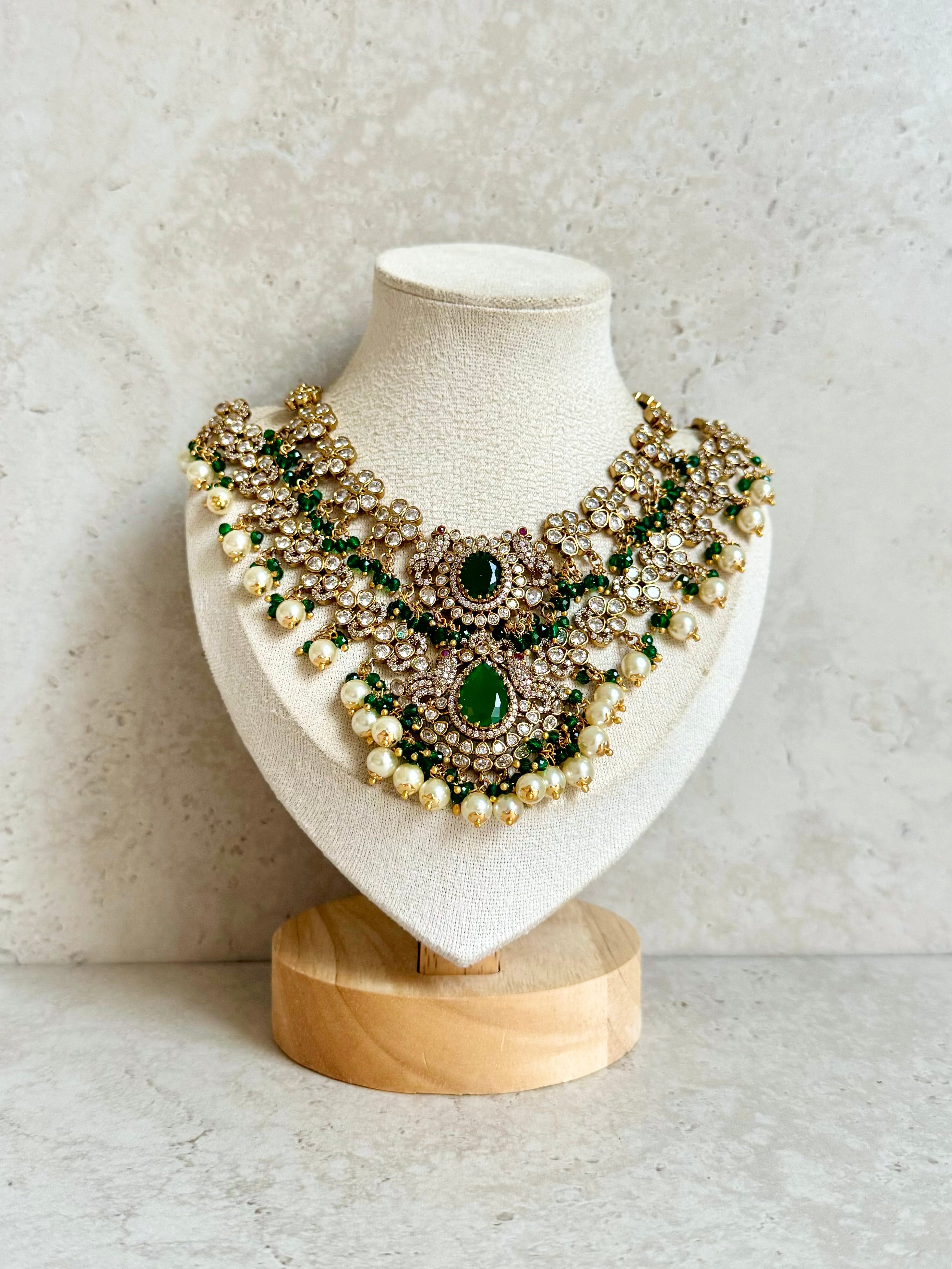 Shanaya Necklace Set