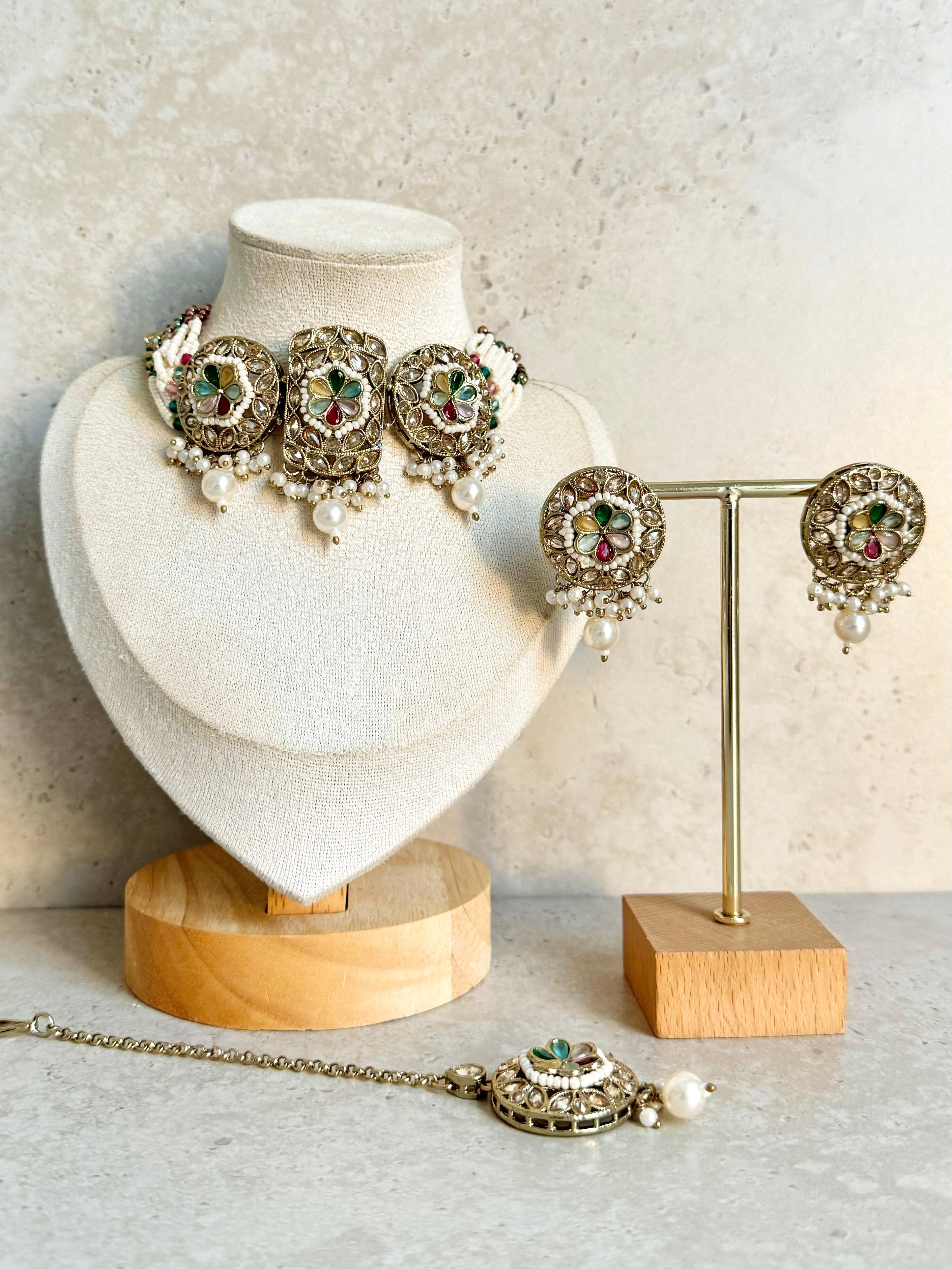 Jashan Necklace Set