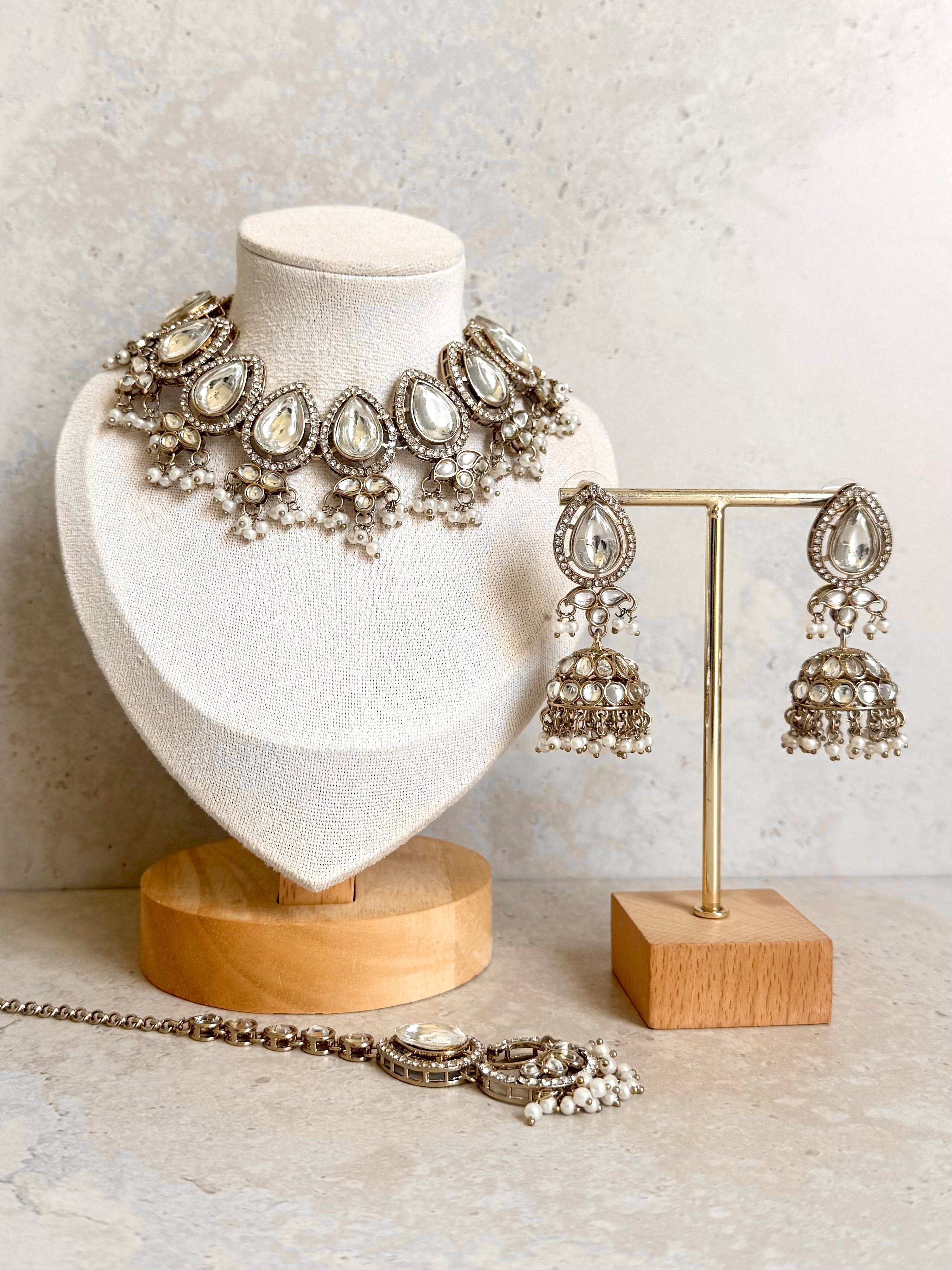 Swathi Necklace Set