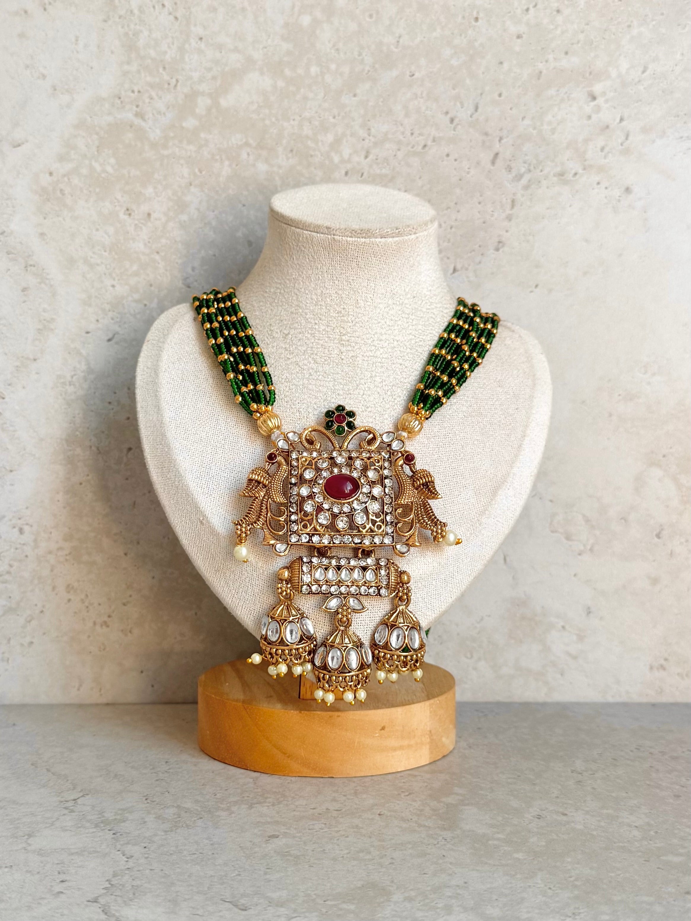 Rashmi Necklace Set