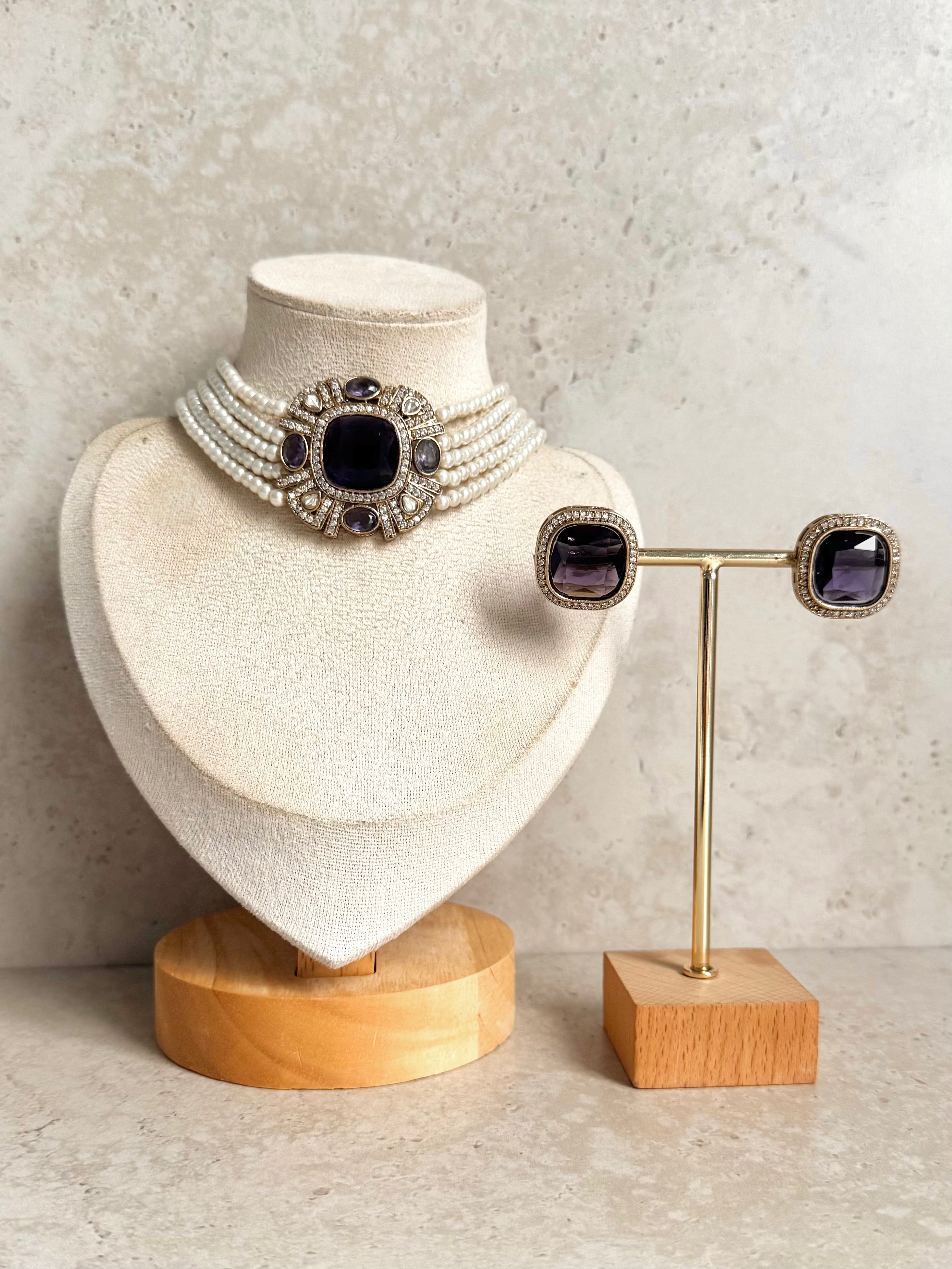 Amaya Necklace Set