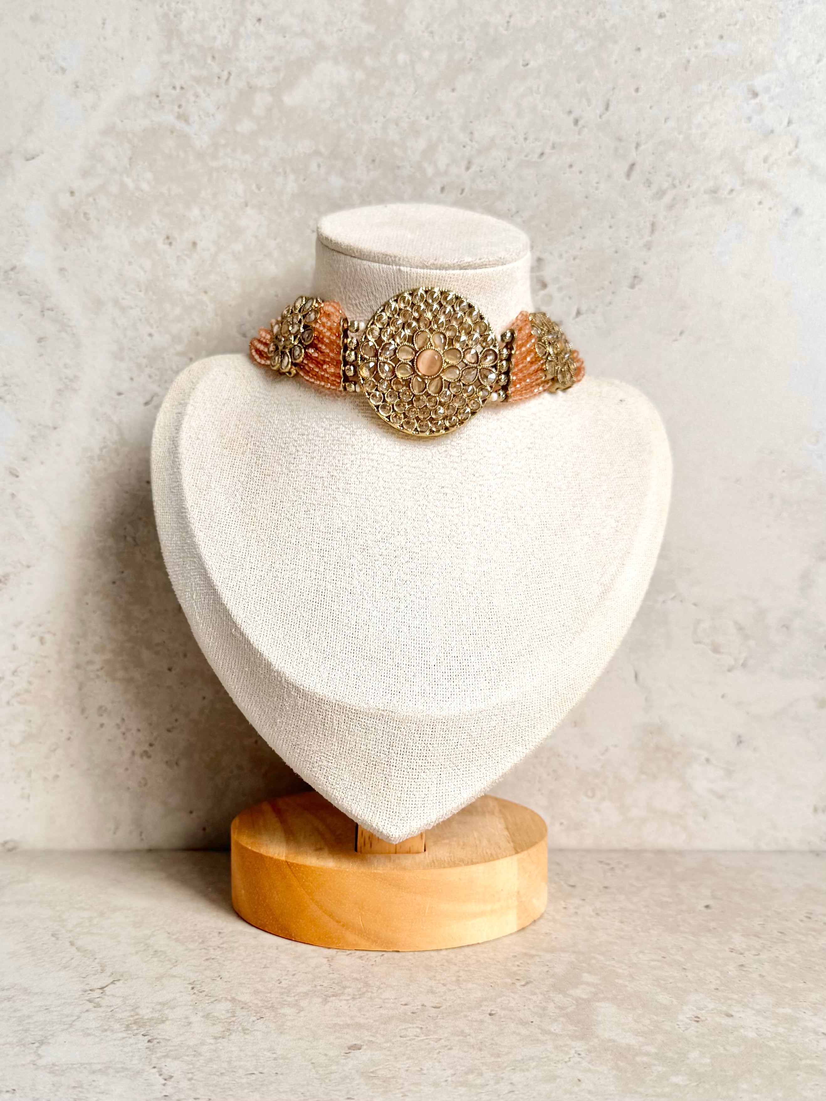 Rahi Necklace Set