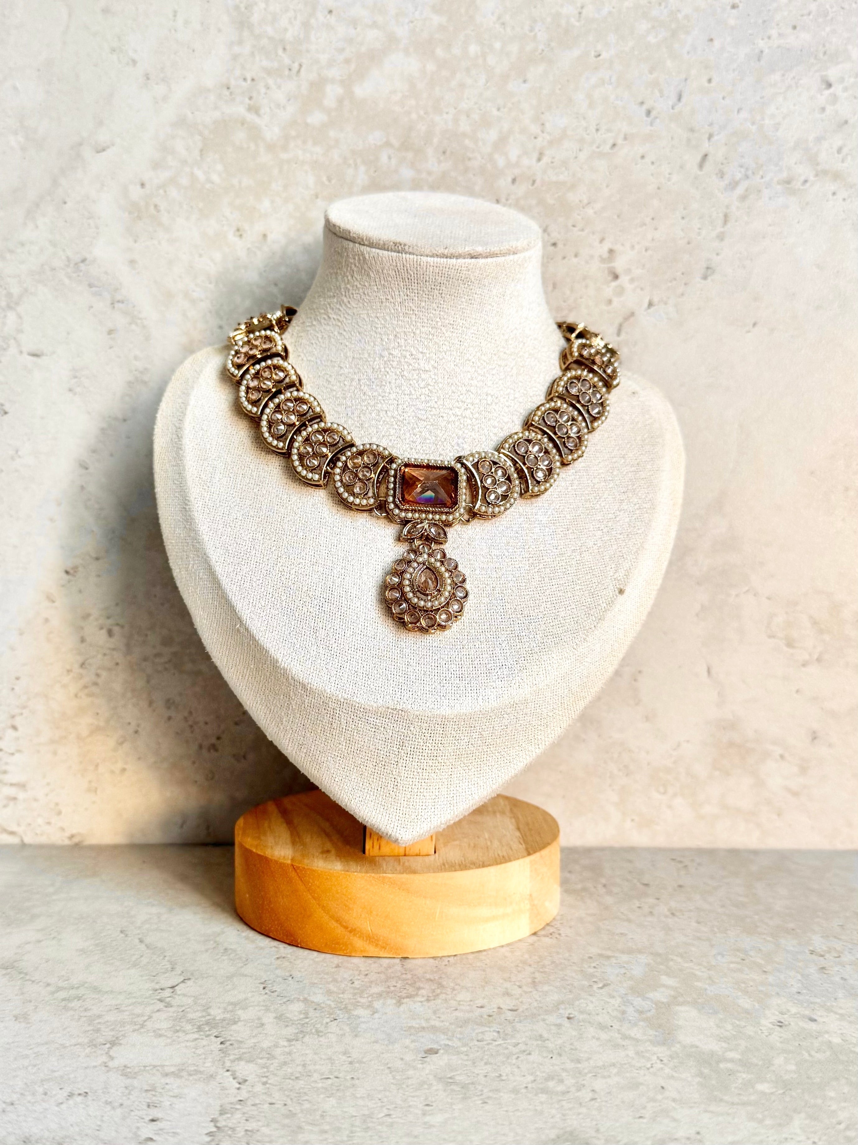 Reem Necklace Set